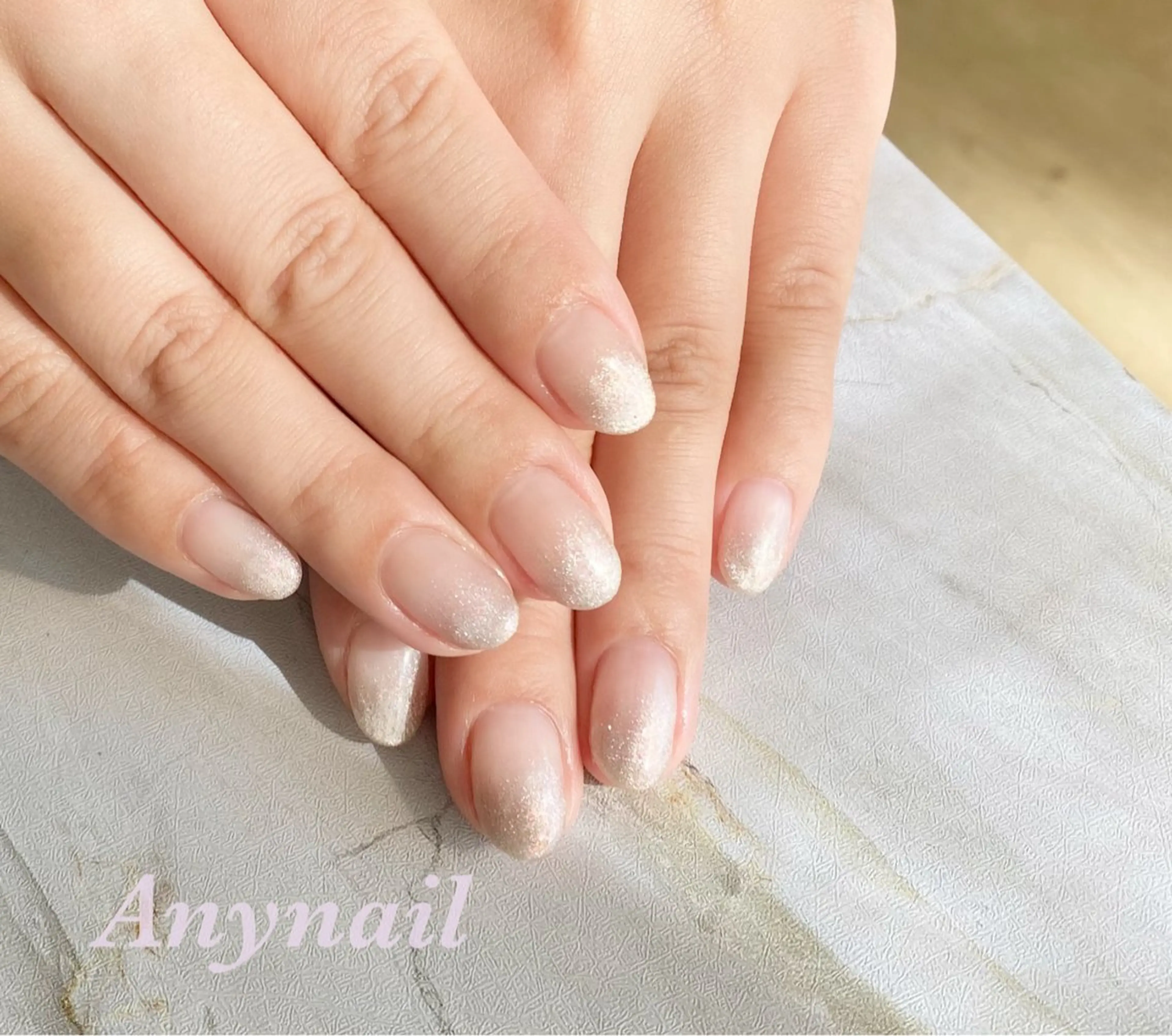 ネイル ブルー ジェルネイル グラデーション キラキラネイル マグネットネイル ハンドネイル 岩澤 恵子のネイルデザイン