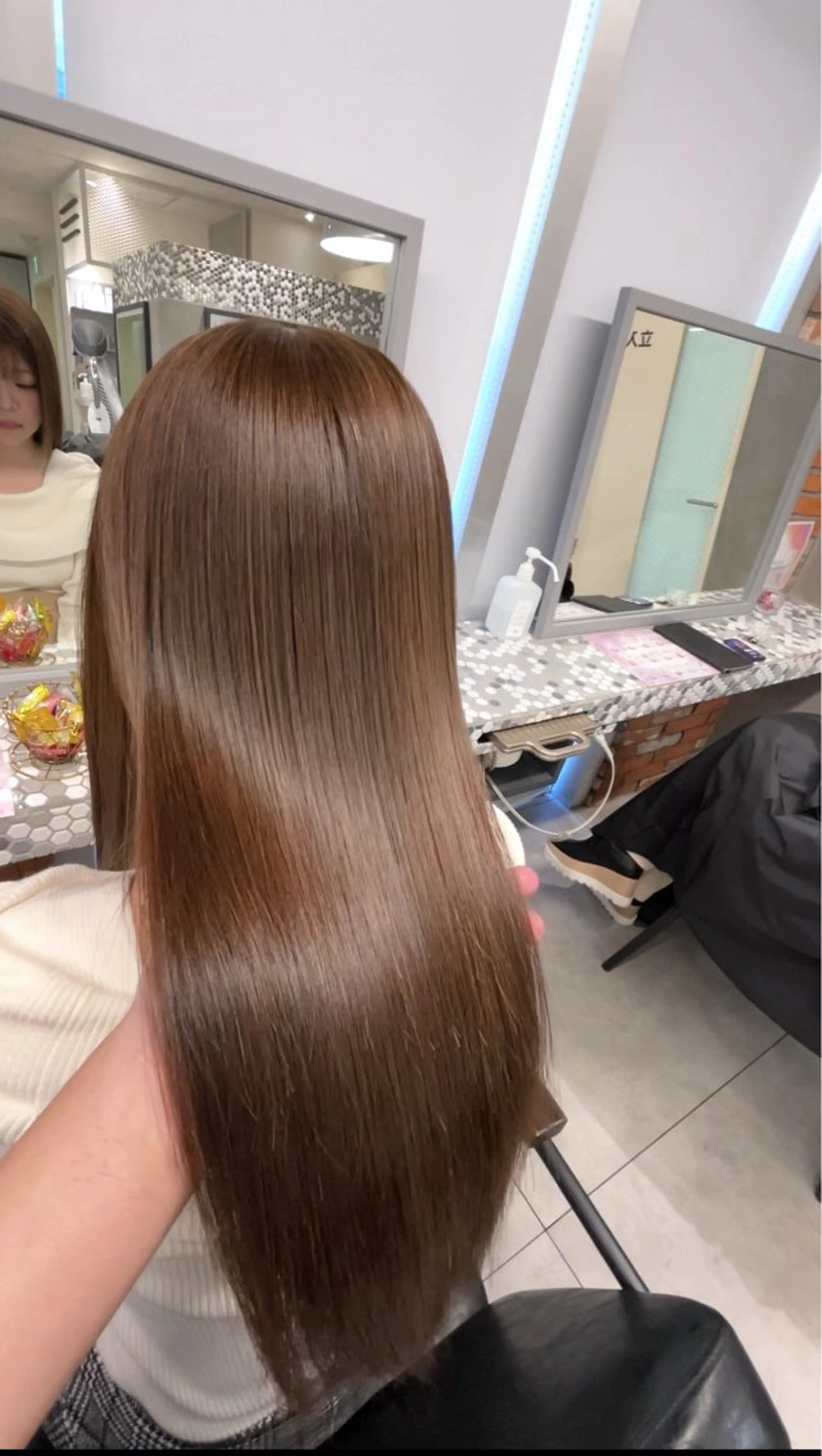 カット＋縮毛矯正＋トリートメントの写真