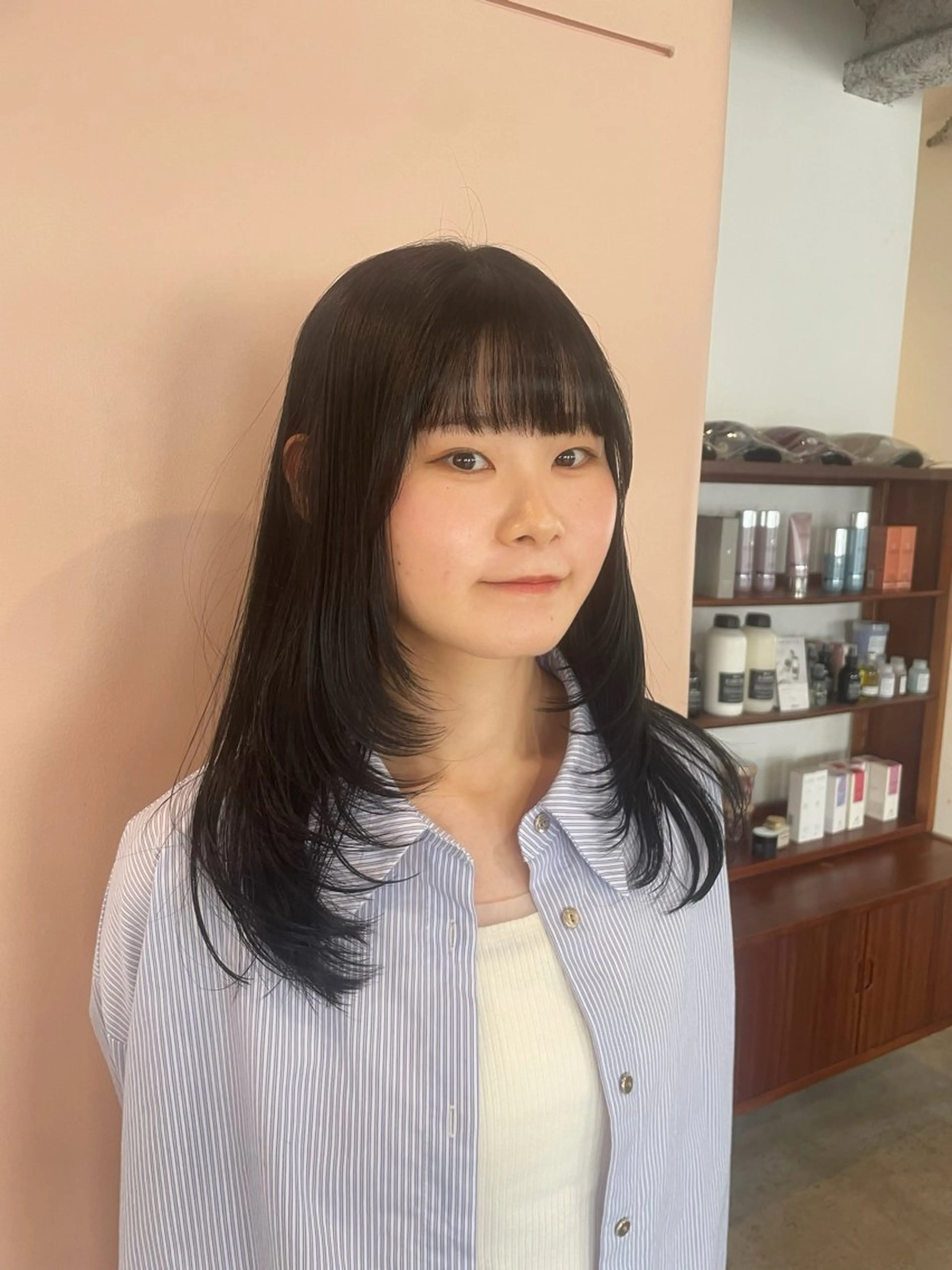 セミロング カット ヘアカラー ゆるふわガーリーst yle🩰yuukaのヘアスタイル