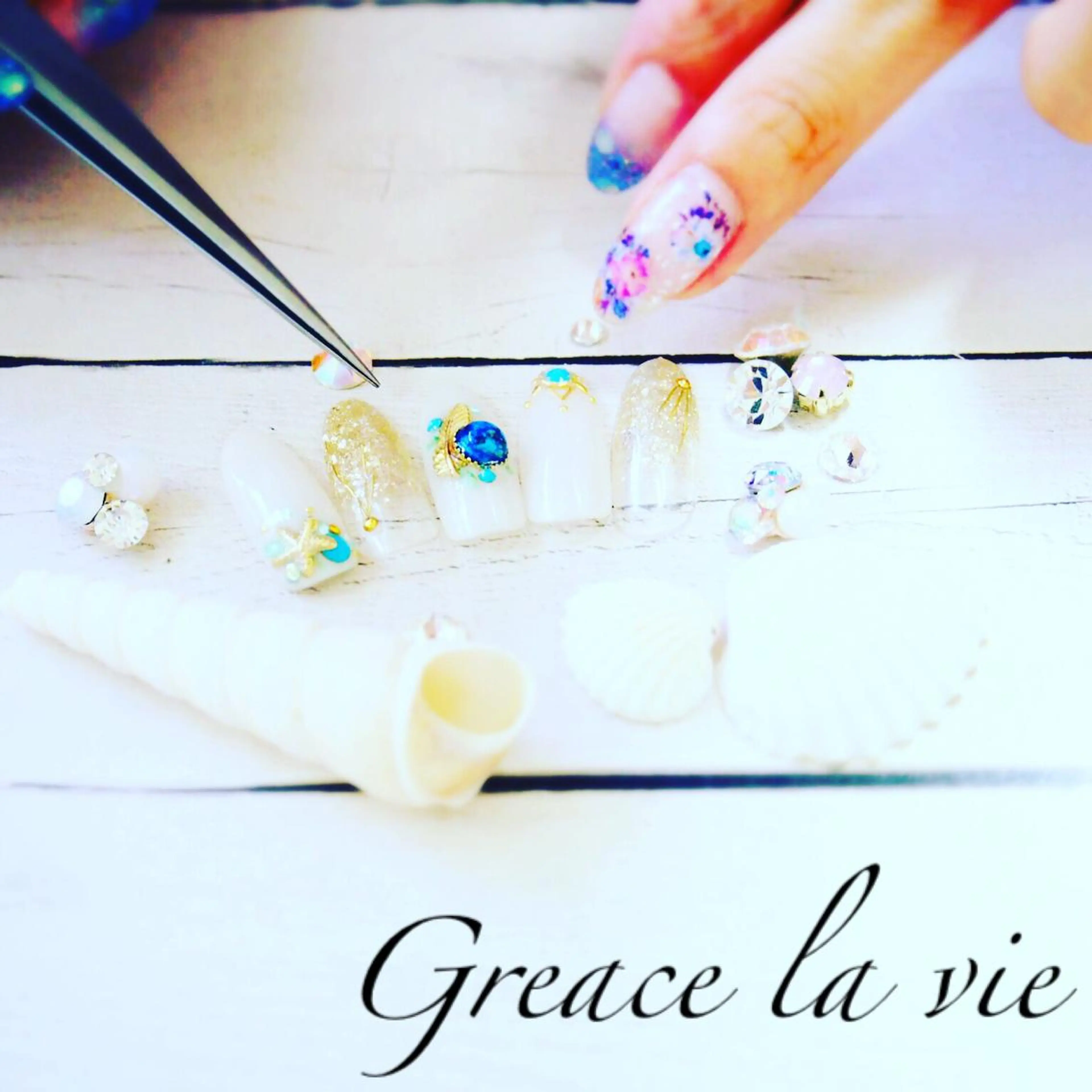 ロング カラー パーマ ヘアアレンジ キッズ ネイル マツエク・マツパ Greace la vie所属・Greace  la vieのネイルデザイン