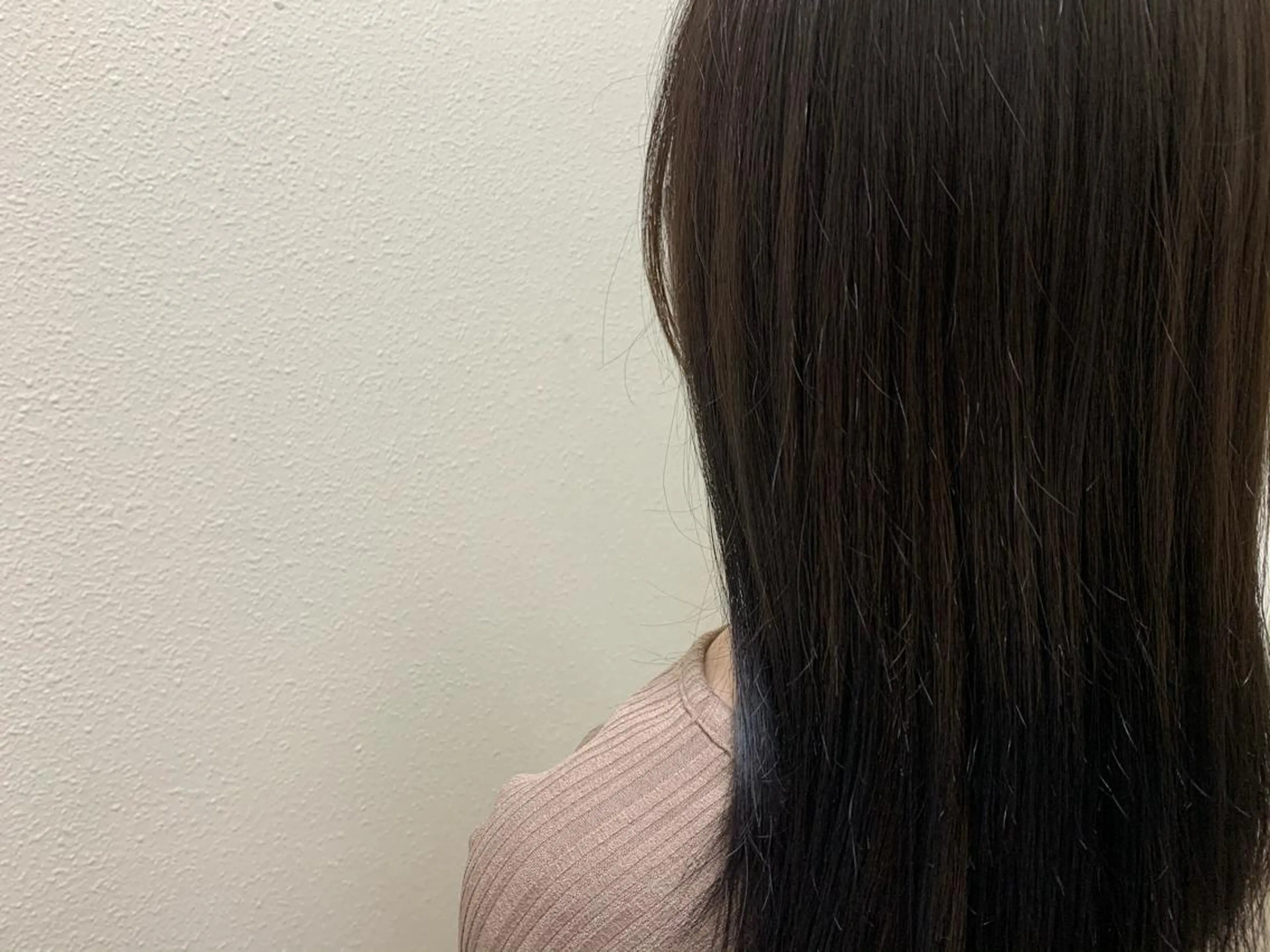 ミディアム カラー パーマ ヘアアレンジ メンズ キッズ ネイル マツエク・マツパ 切りっぱなしヘアボブ ミディアムヘアRYOのヘアスタイル