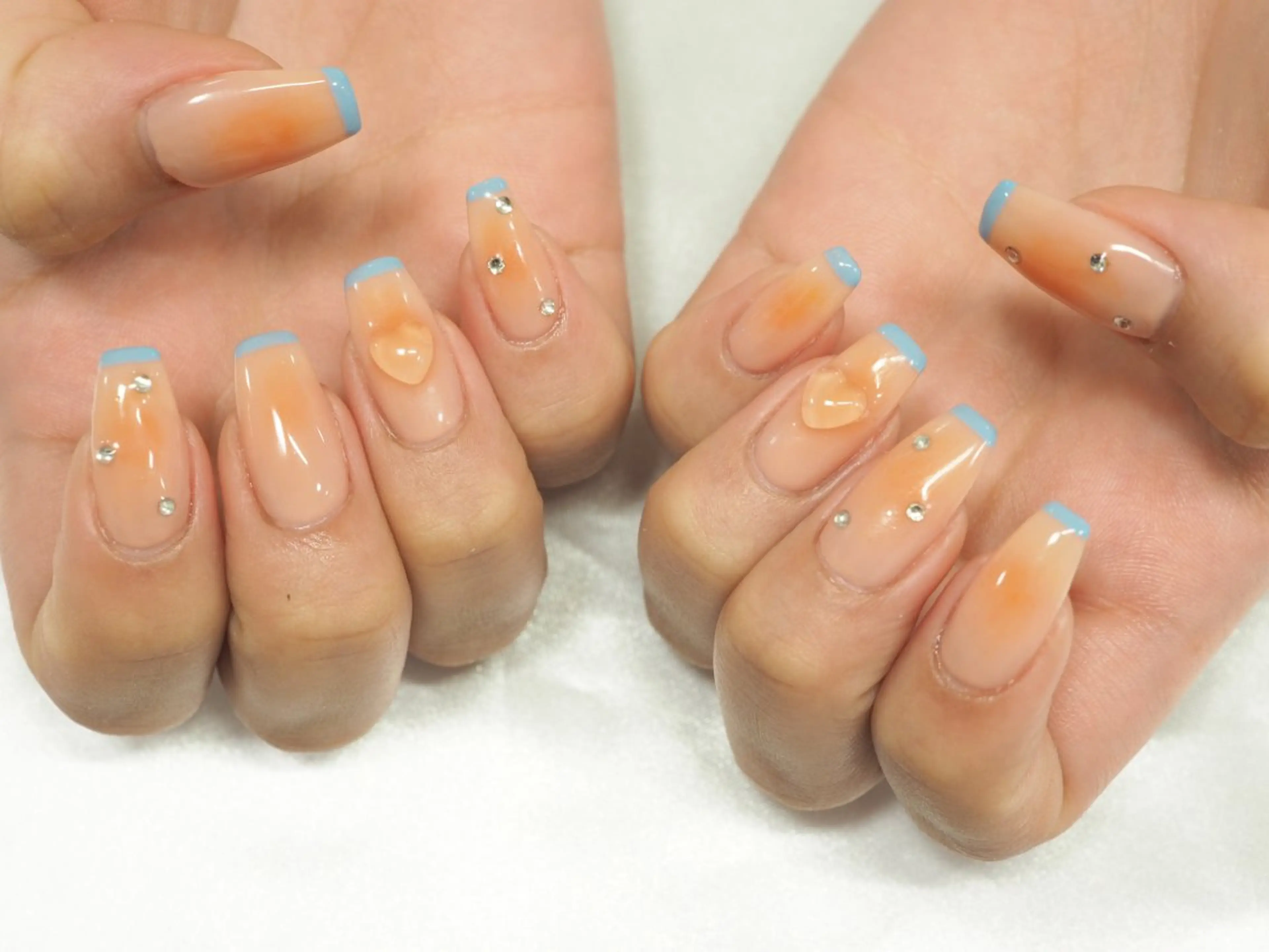 ネイル 魚谷 日菜のネイルデザイン