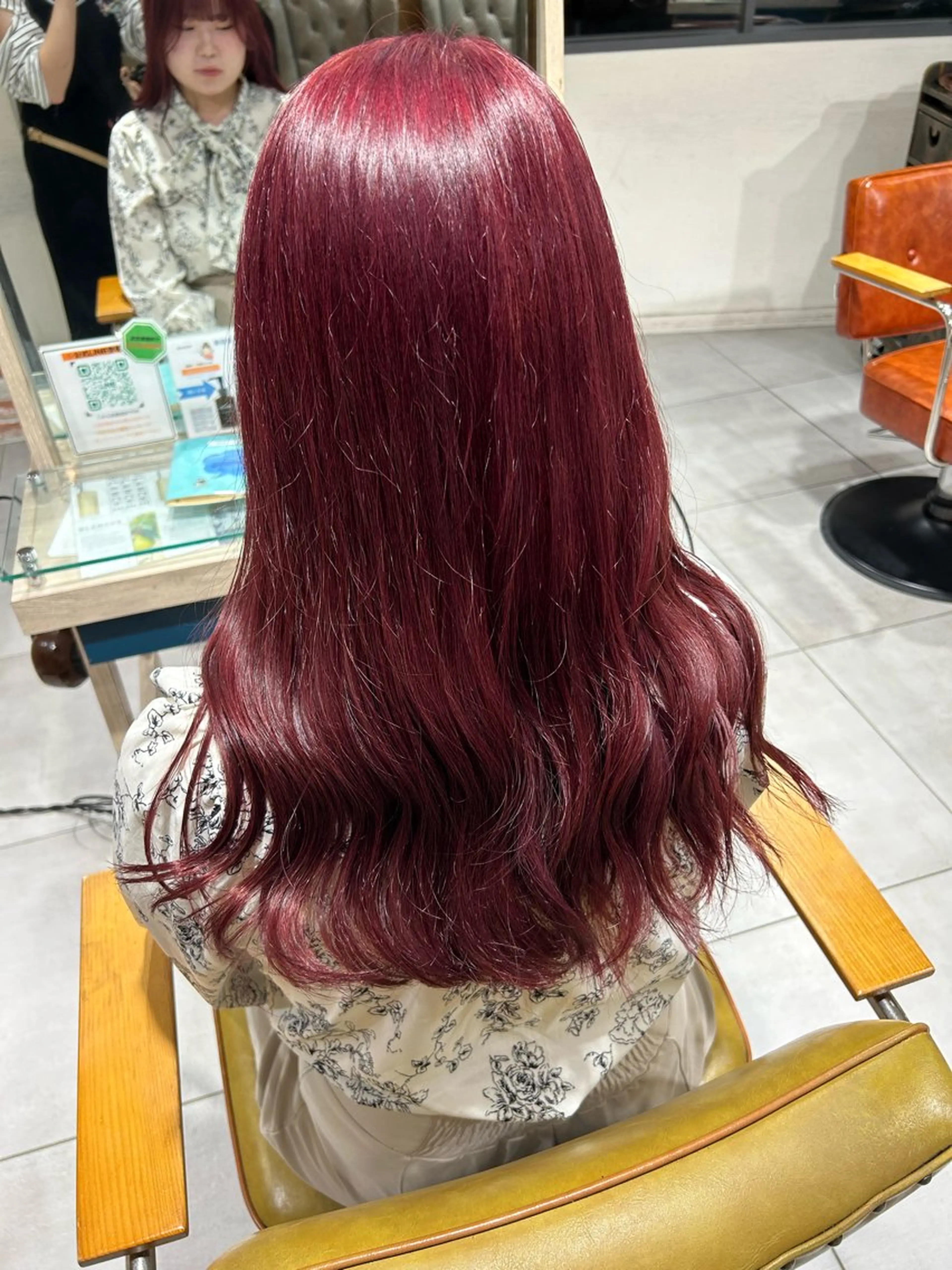 ロング カラー ブリーチ ピンクカラー 関口 桃花🌷 暖色カラーのヘアスタイル