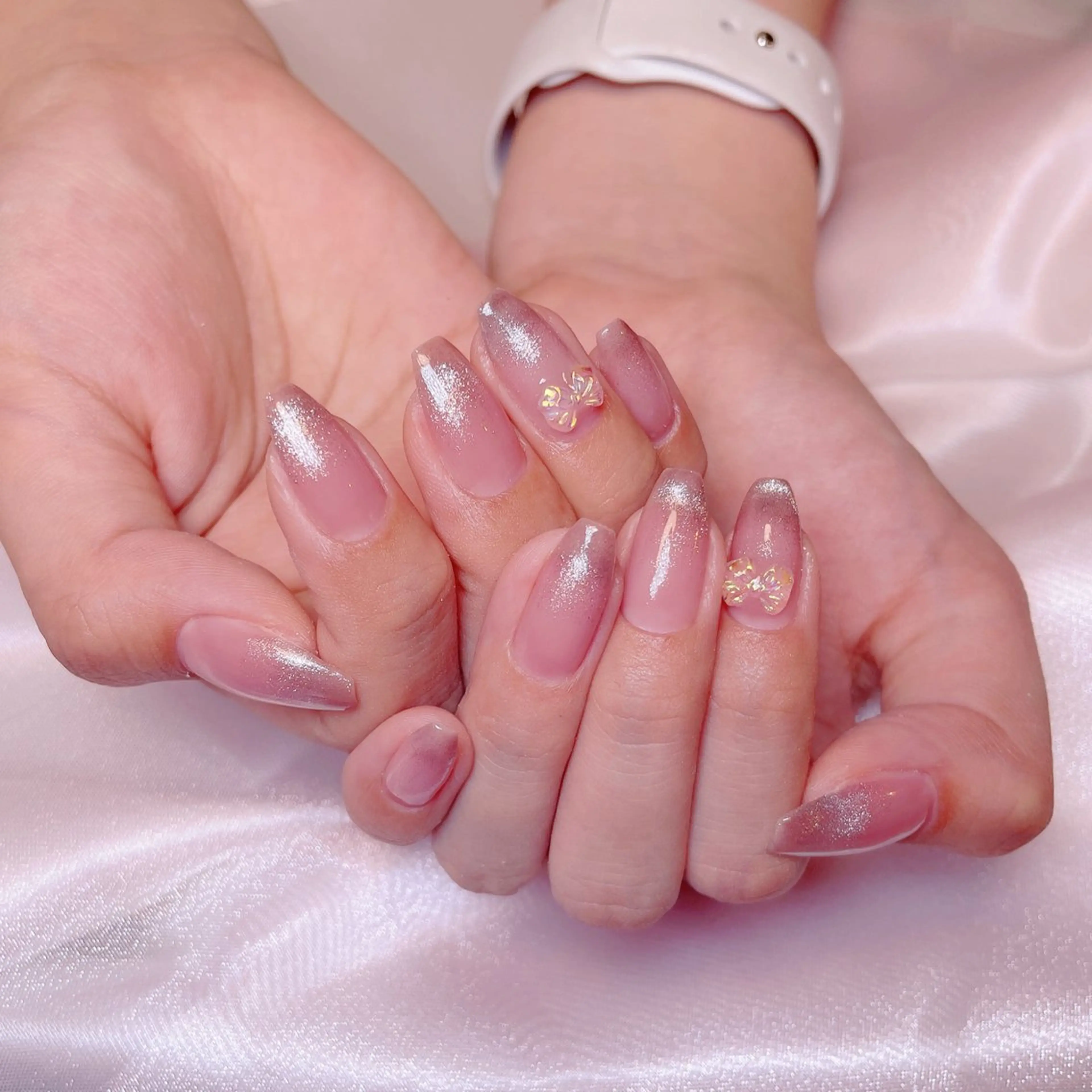 ネイル アートネイル 韓国ネイル 水色 ロングネイル マグネットネイル ハンドネイル ハンドケア NailDemure 【銀座店】のネイルデザイン