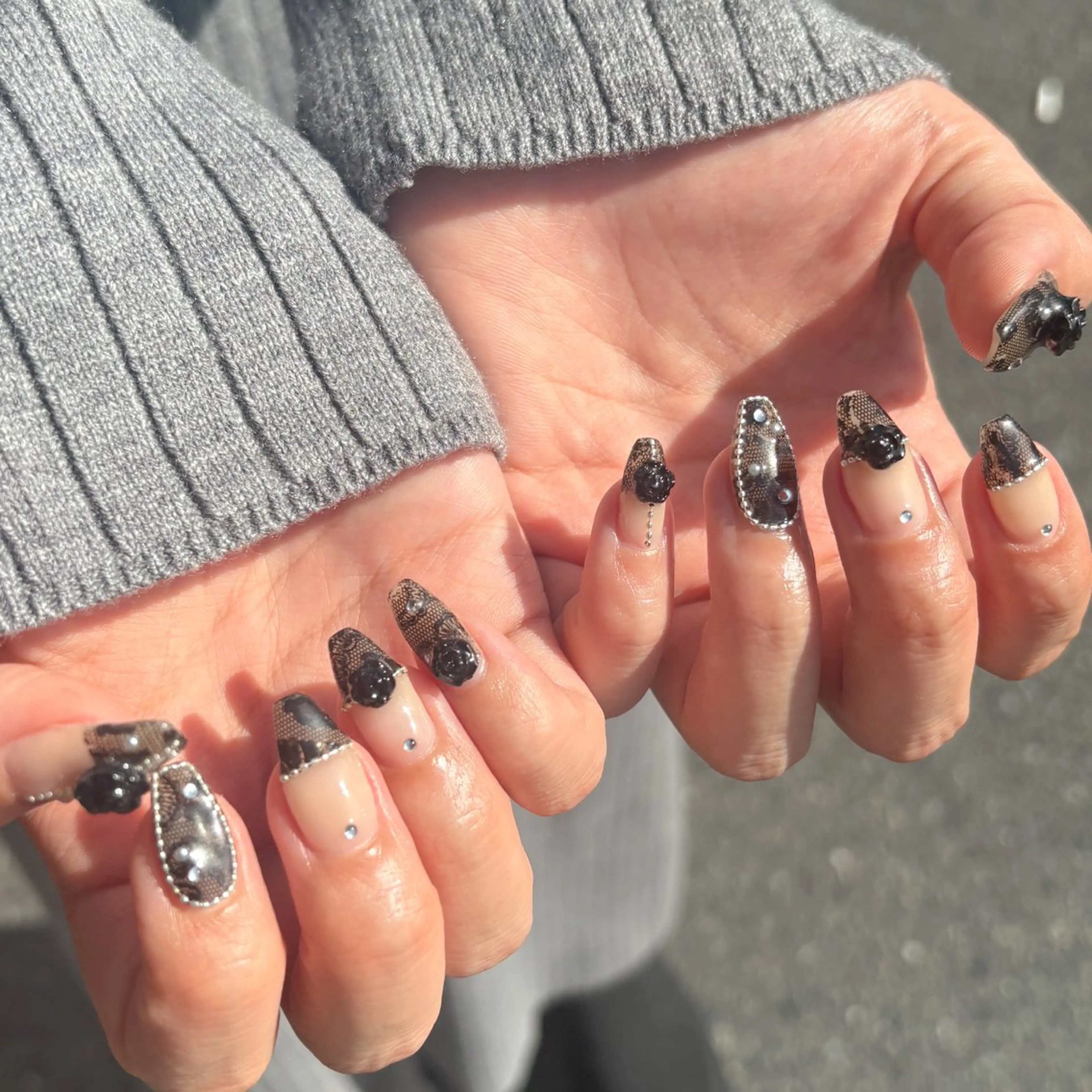 ネイル ハンドネイル LAVISH manaのネイルデザイン