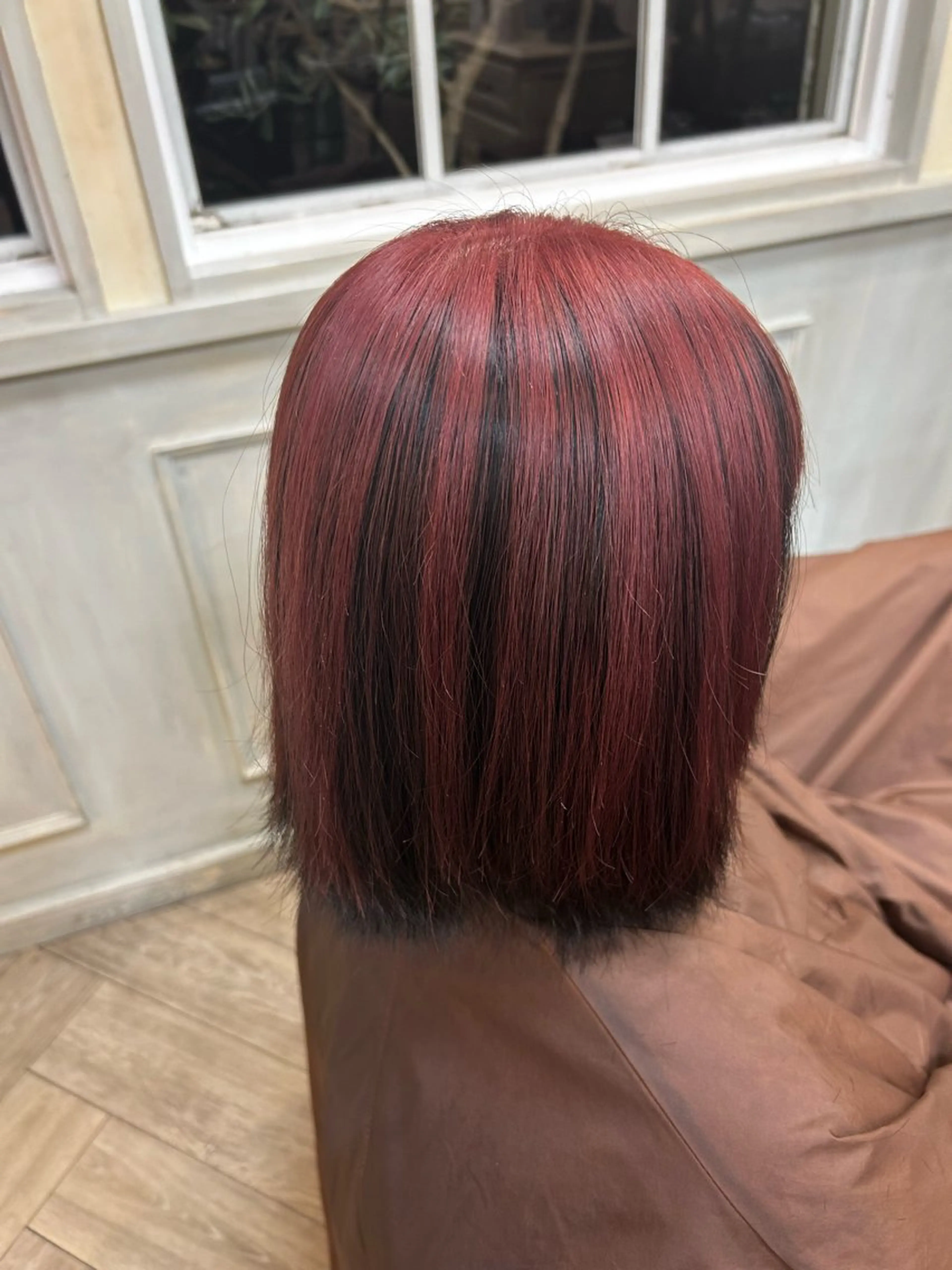 ショート カラー アオバ / ハイトーンカラーのヘアスタイル