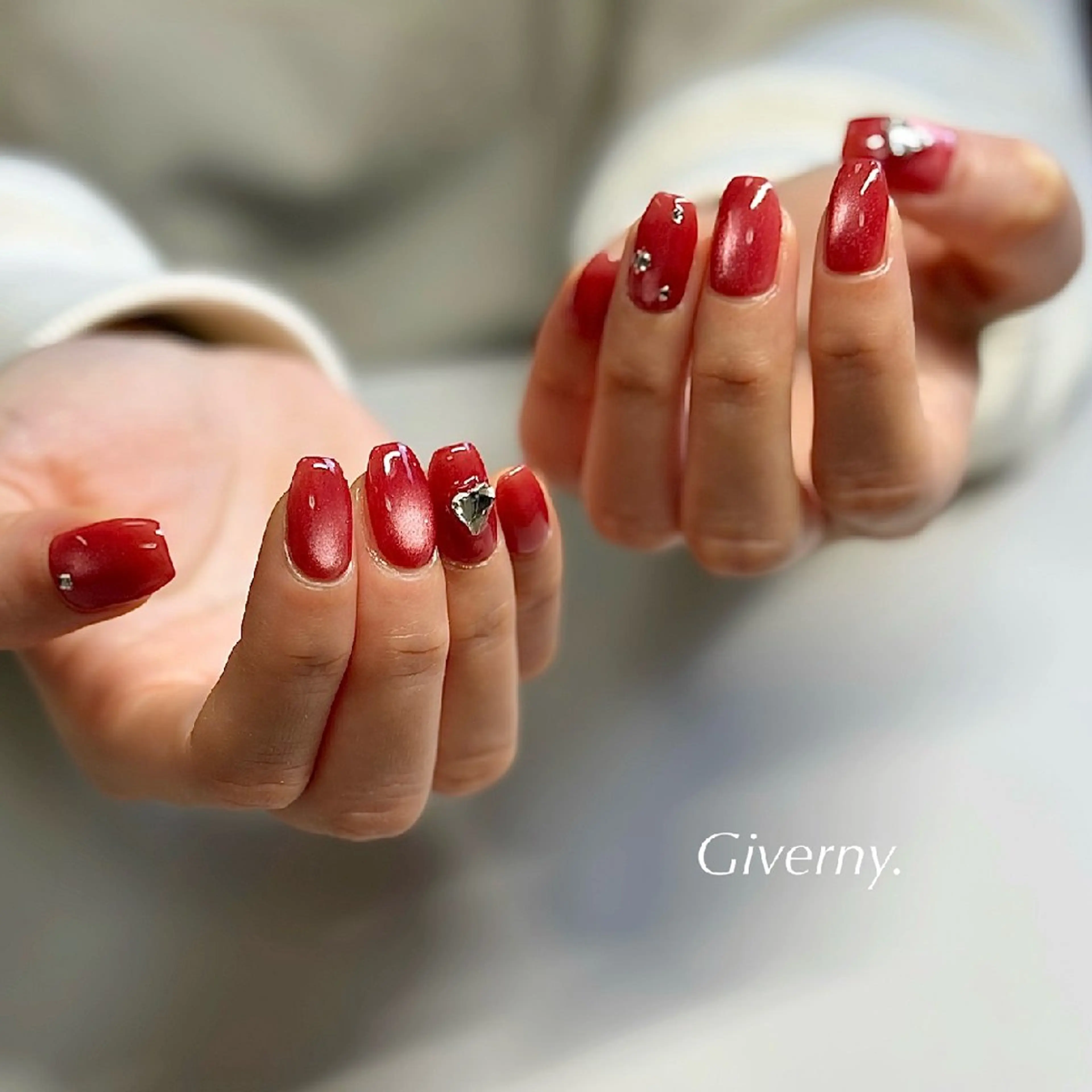 ネイル マグネットネイル 春ネイル ハンドネイル Giverny .のネイルデザイン