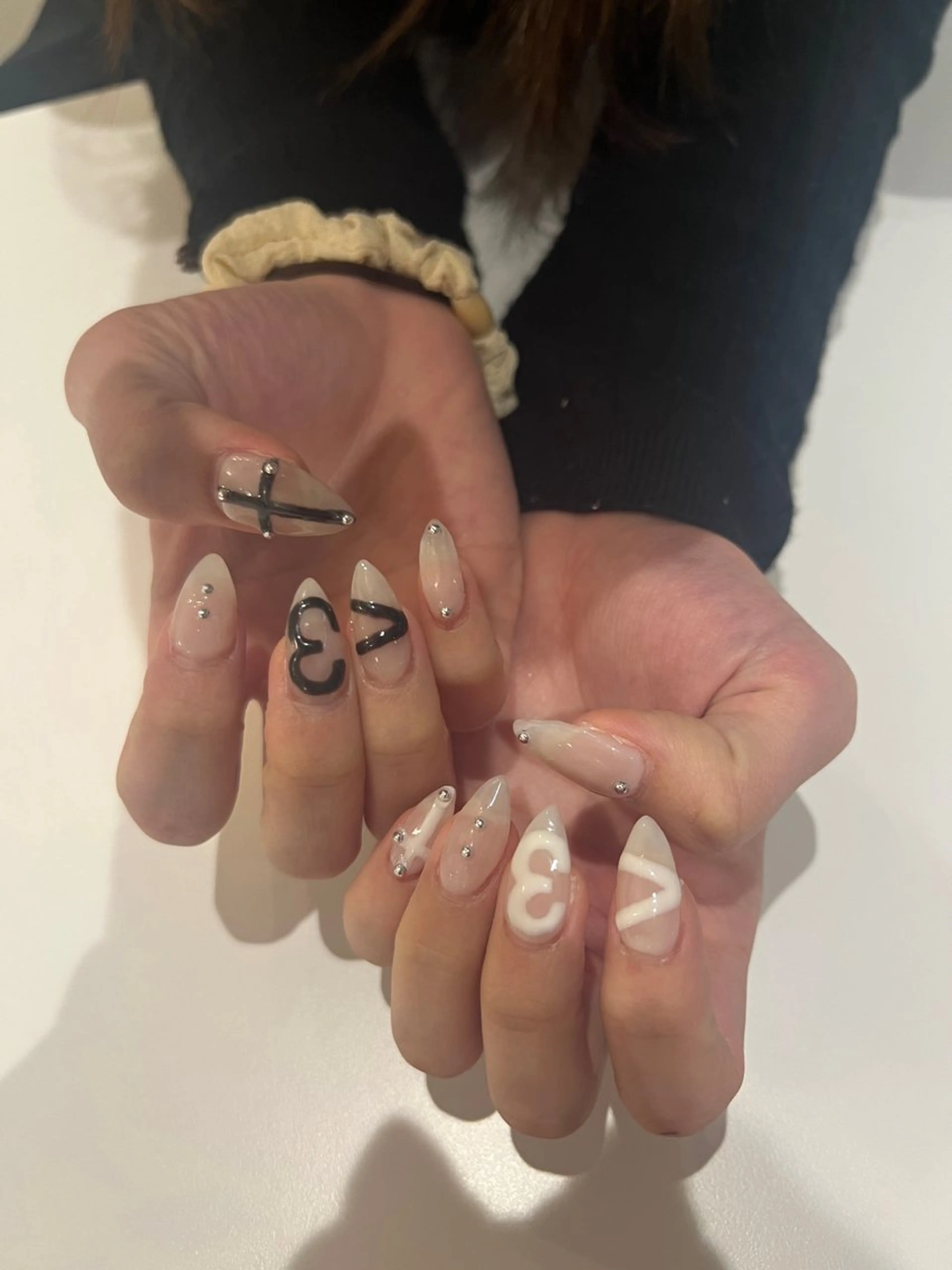 ネイル yotsuba 海外ネイル✨🌷のネイルデザイン