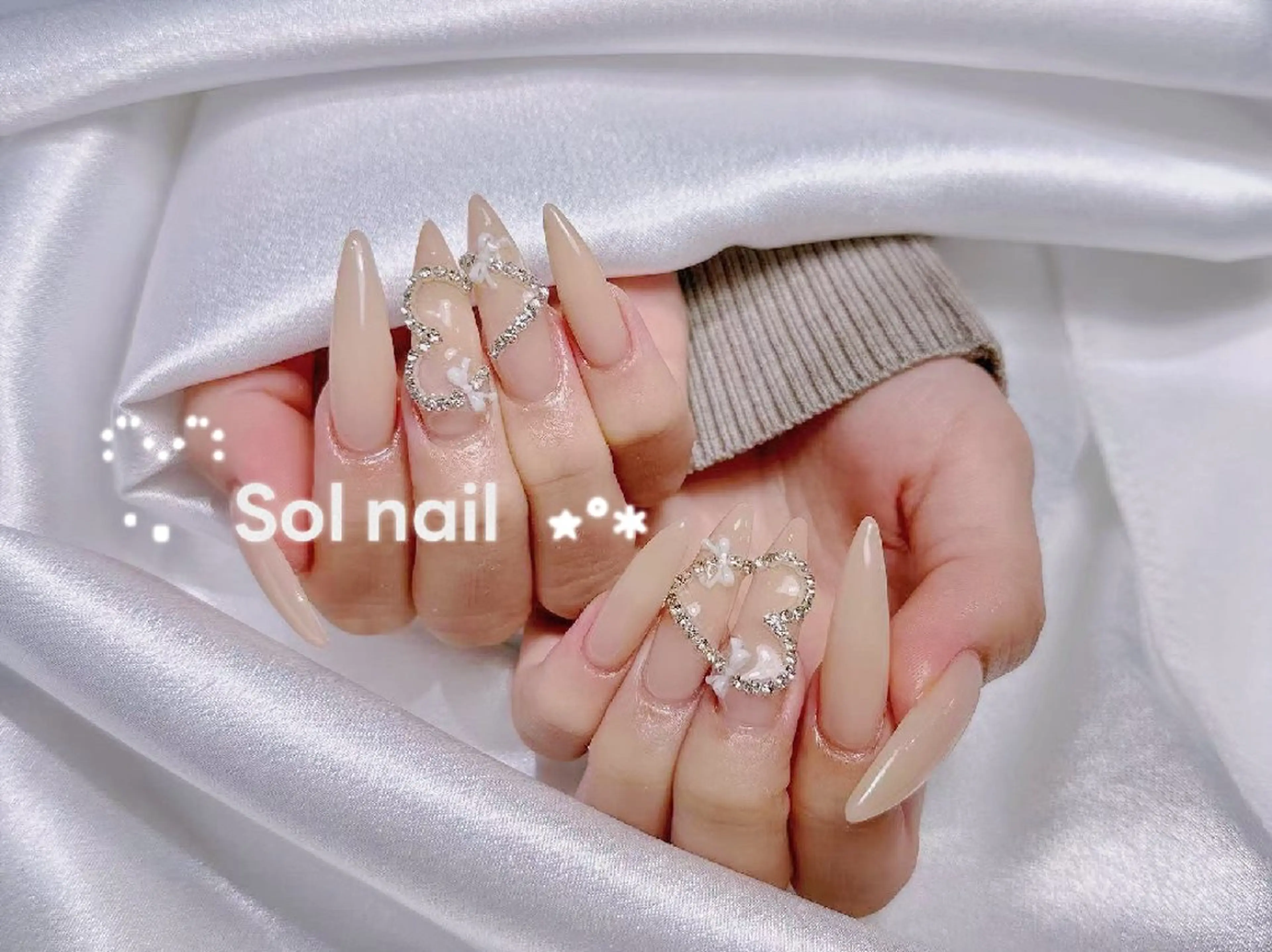 ネイル ハンドネイル ハンドケア パラジェル＆フィルイン取り扱いサロンSol Nail所属・Sol Nail ミネのネイルデザイン