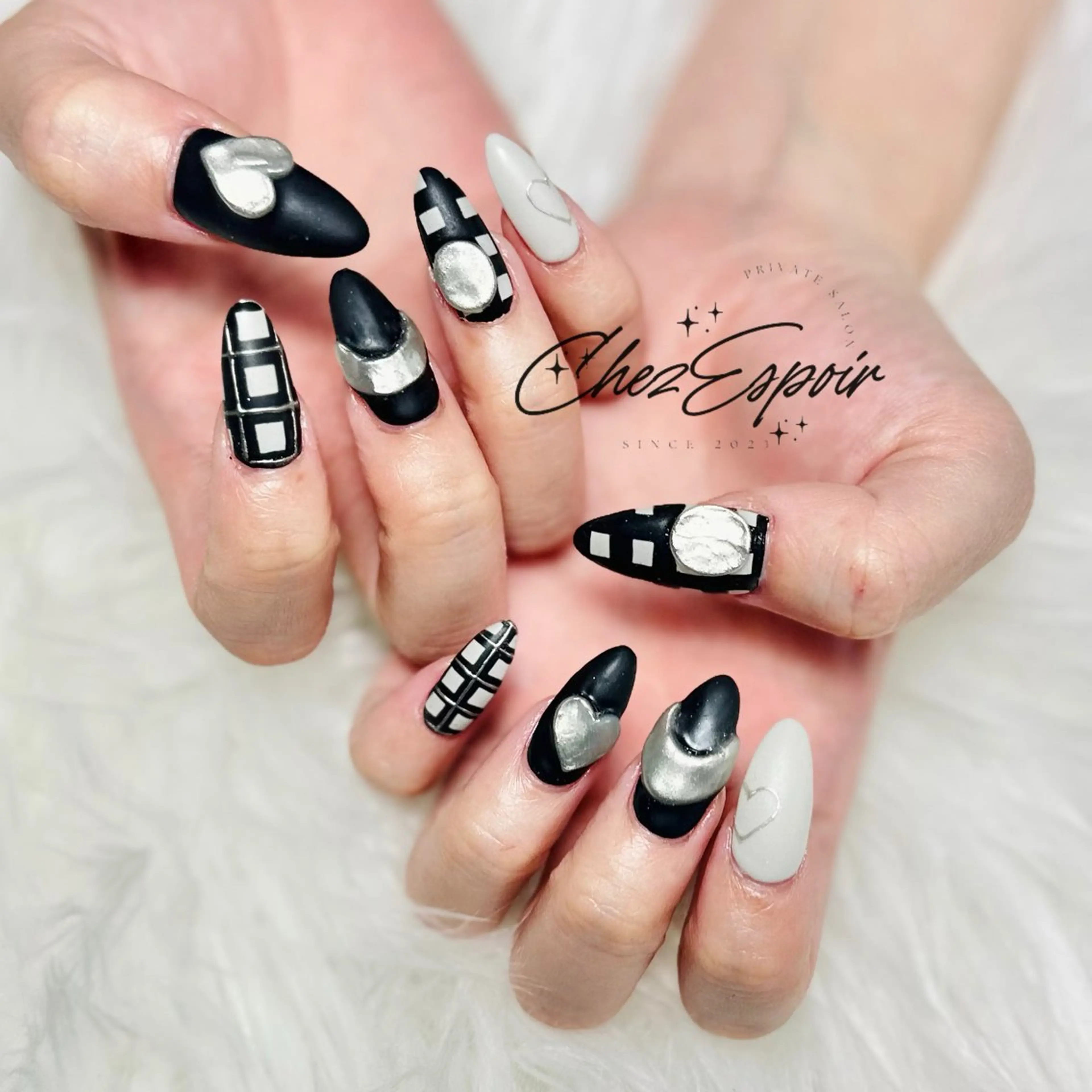 ネイル ChezEspoir 佐藤のネイルデザイン
