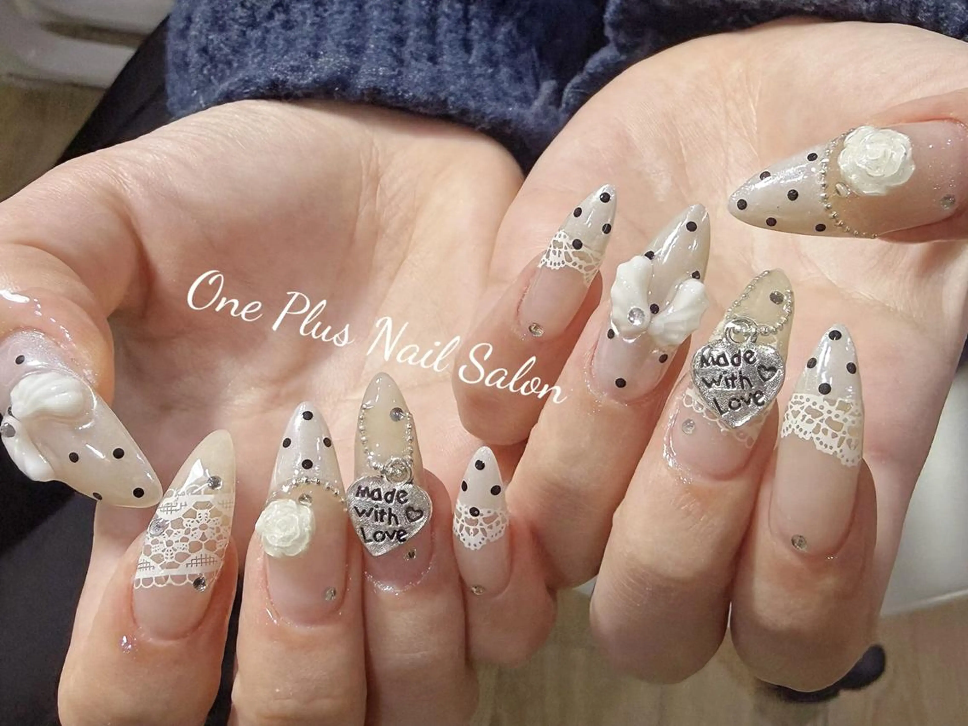 ネイル 持ち込み One Plus キキのネイルデザイン