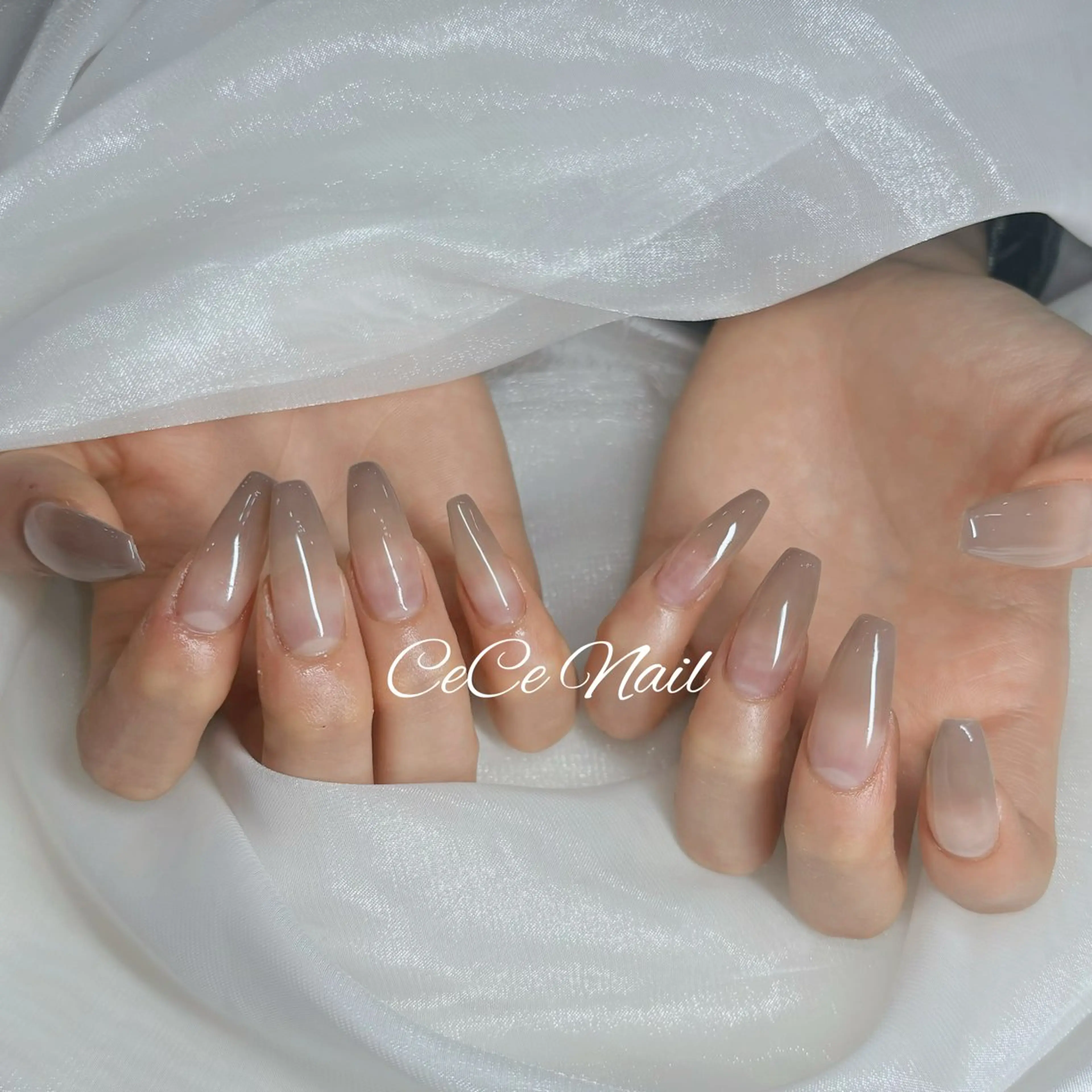 【チップ長さ出し】🐣カラーグラデーションコース🌈初回ソフトジェルオフ無料🌈の写真