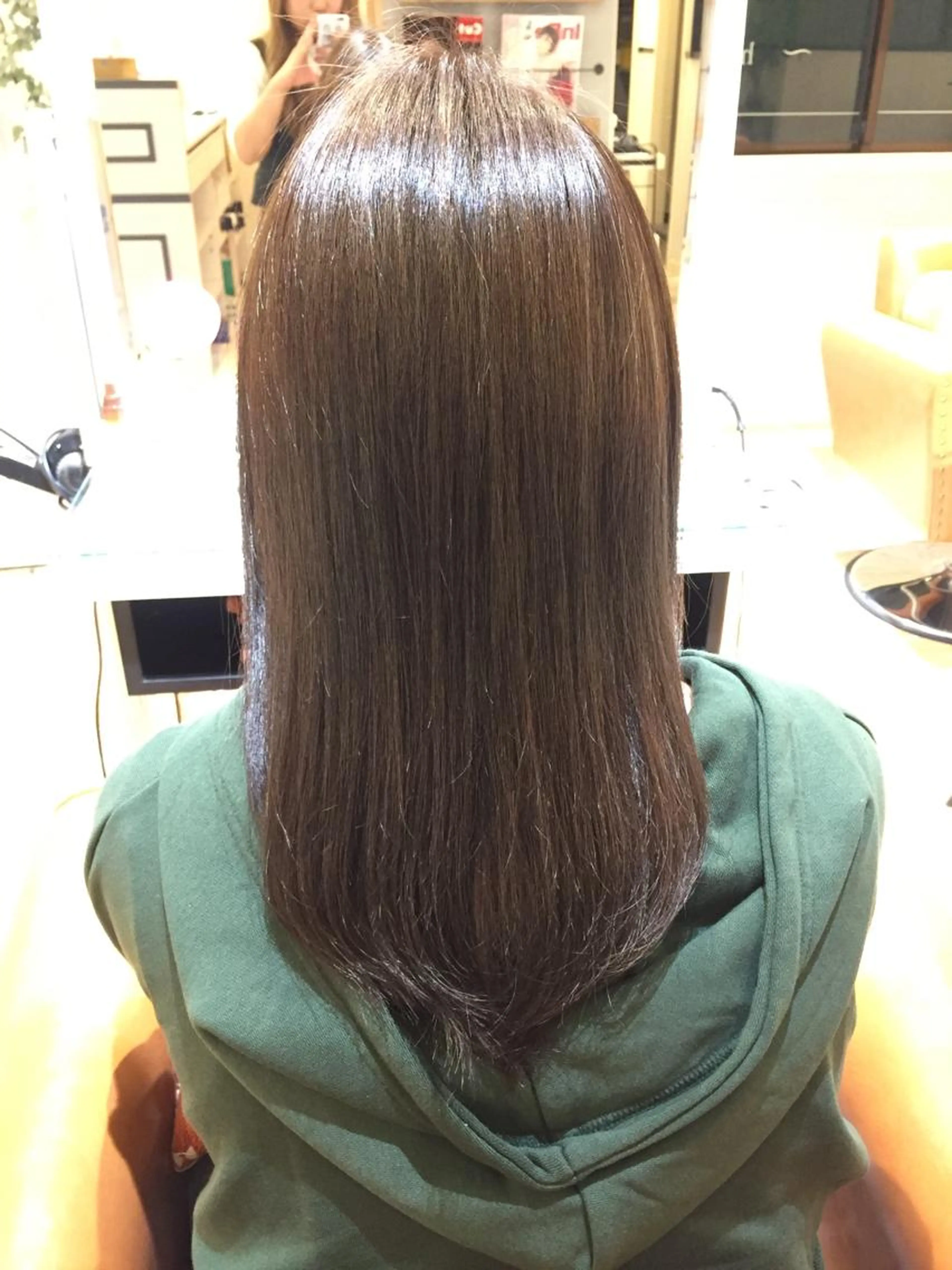 🌼リタッチ（根元）カラー＋メンテナンスカット（2cm以内）🌼の写真