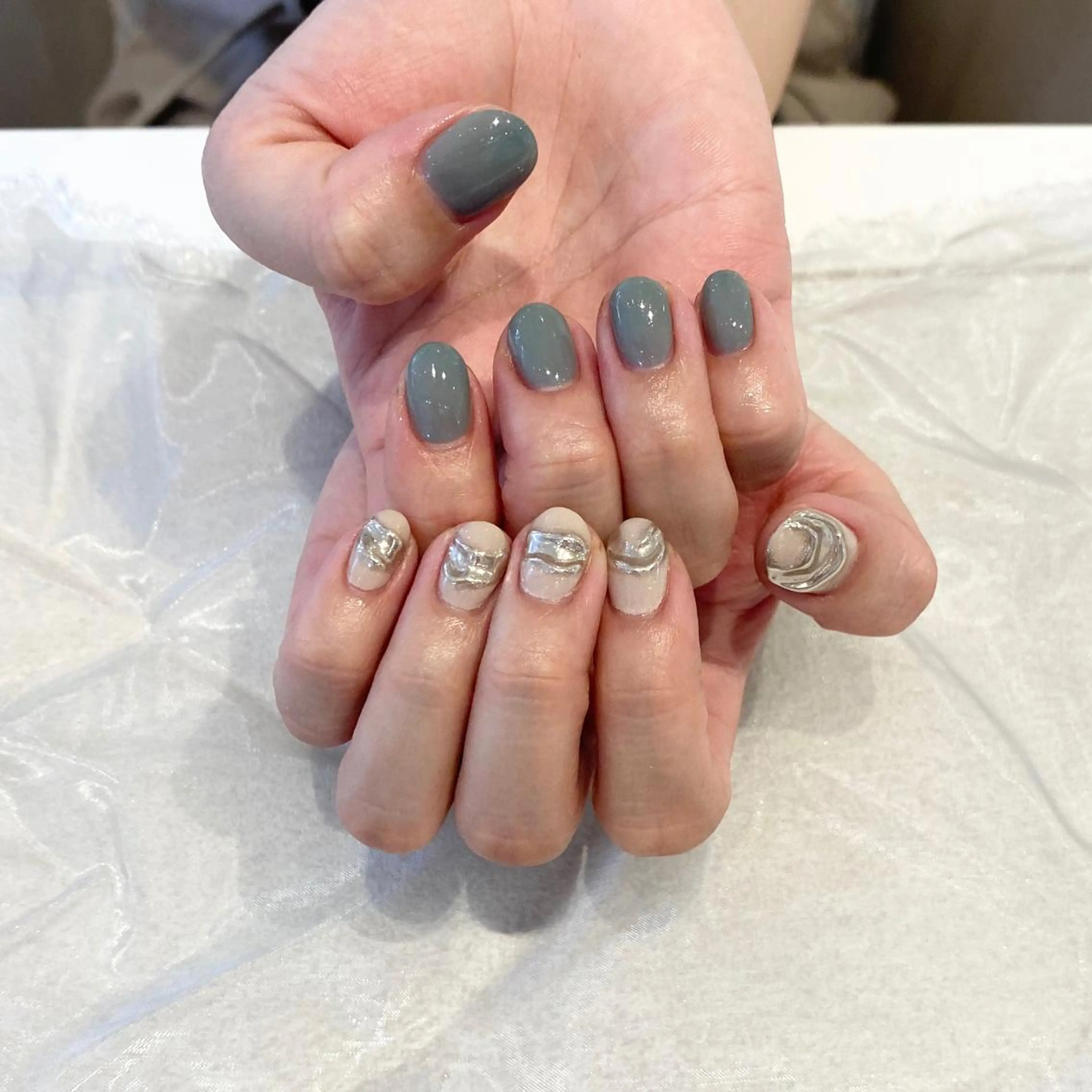 ネイル シルバー NailAVANCE miyuのネイルデザイン