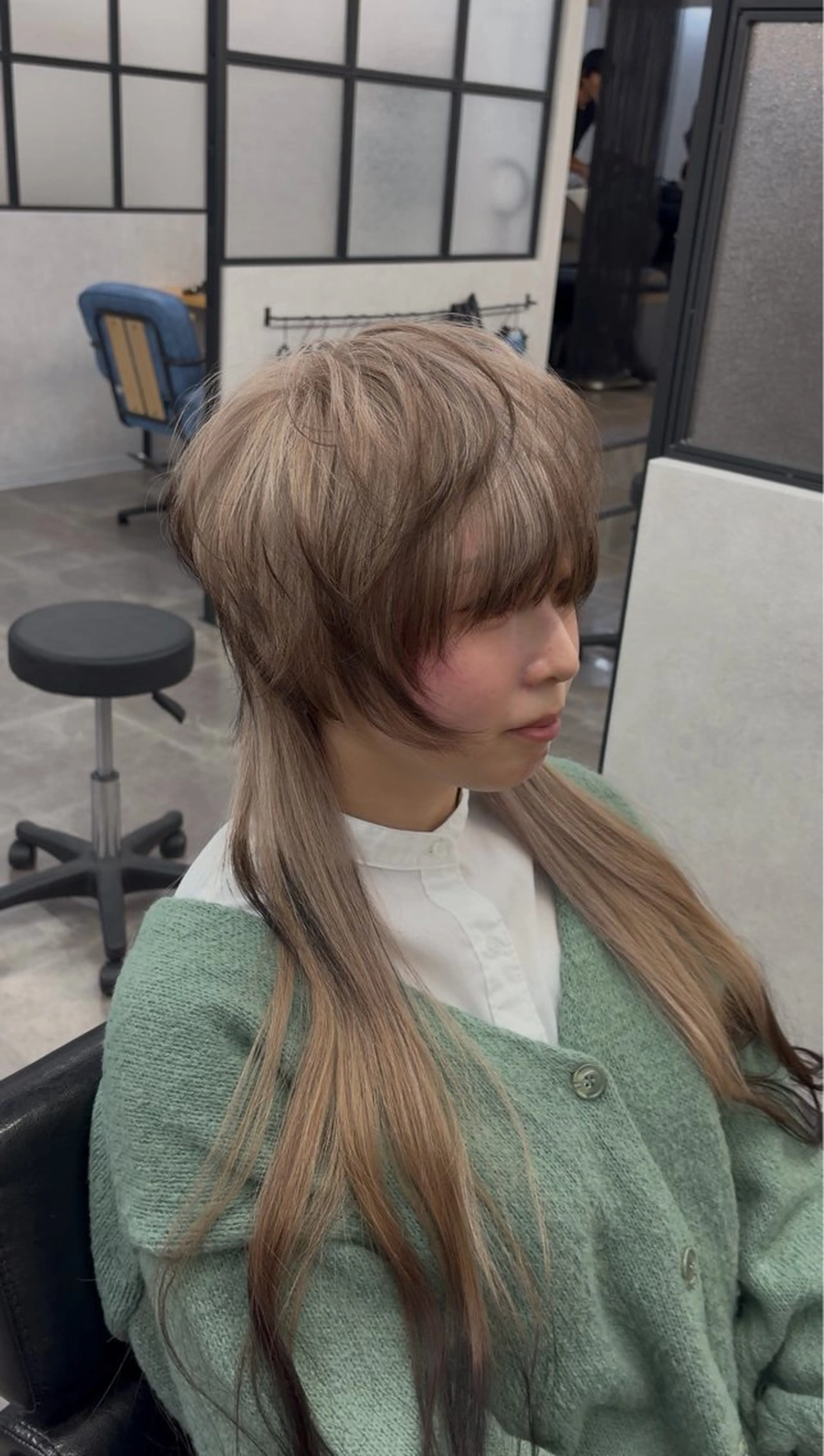 ロング マレットヘア 🌟心斎橋レイヤー 艶ハイトーン/ウルフのヘアスタイル