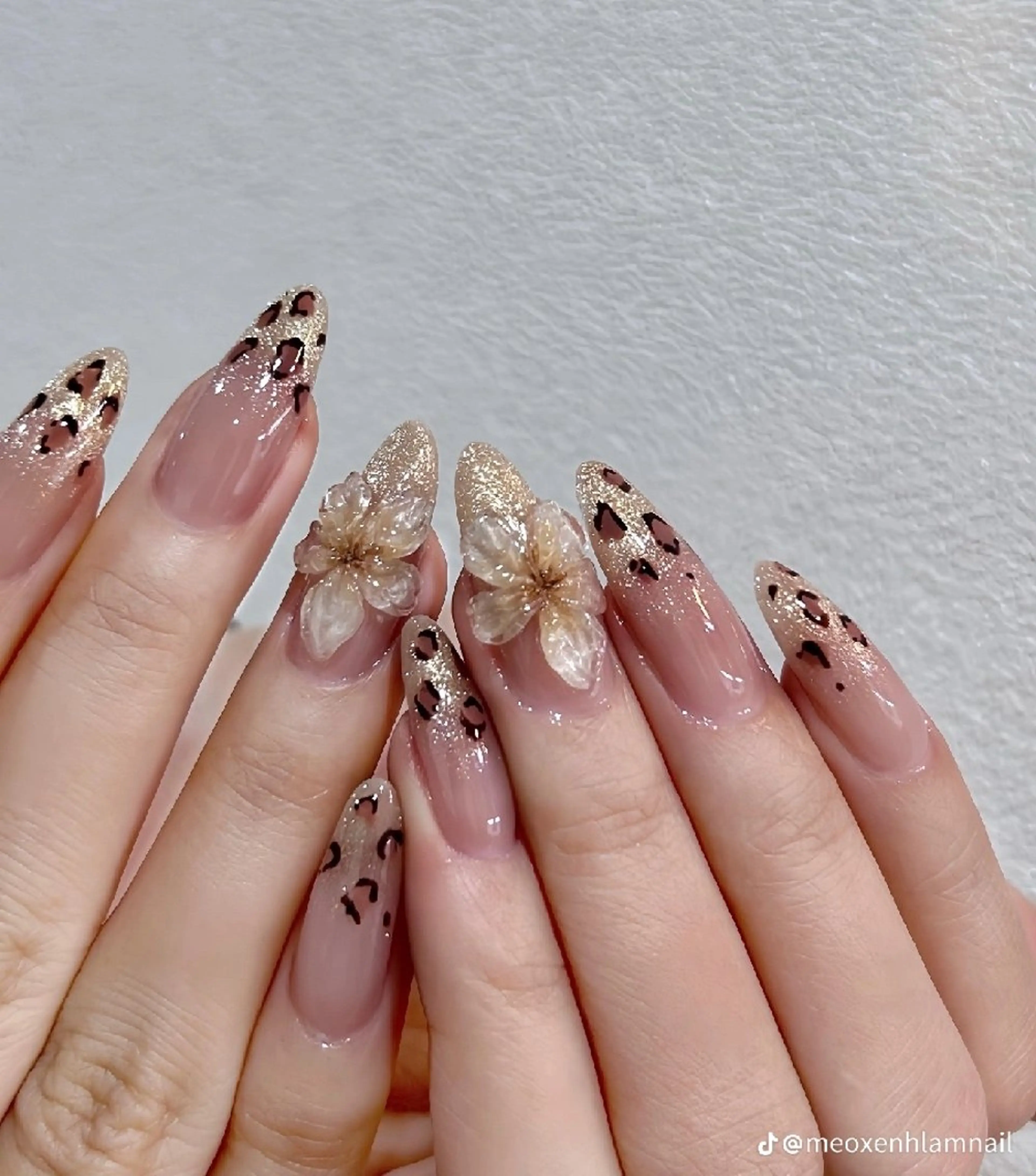 ネイル HerNails  Yokosukaのネイルデザイン