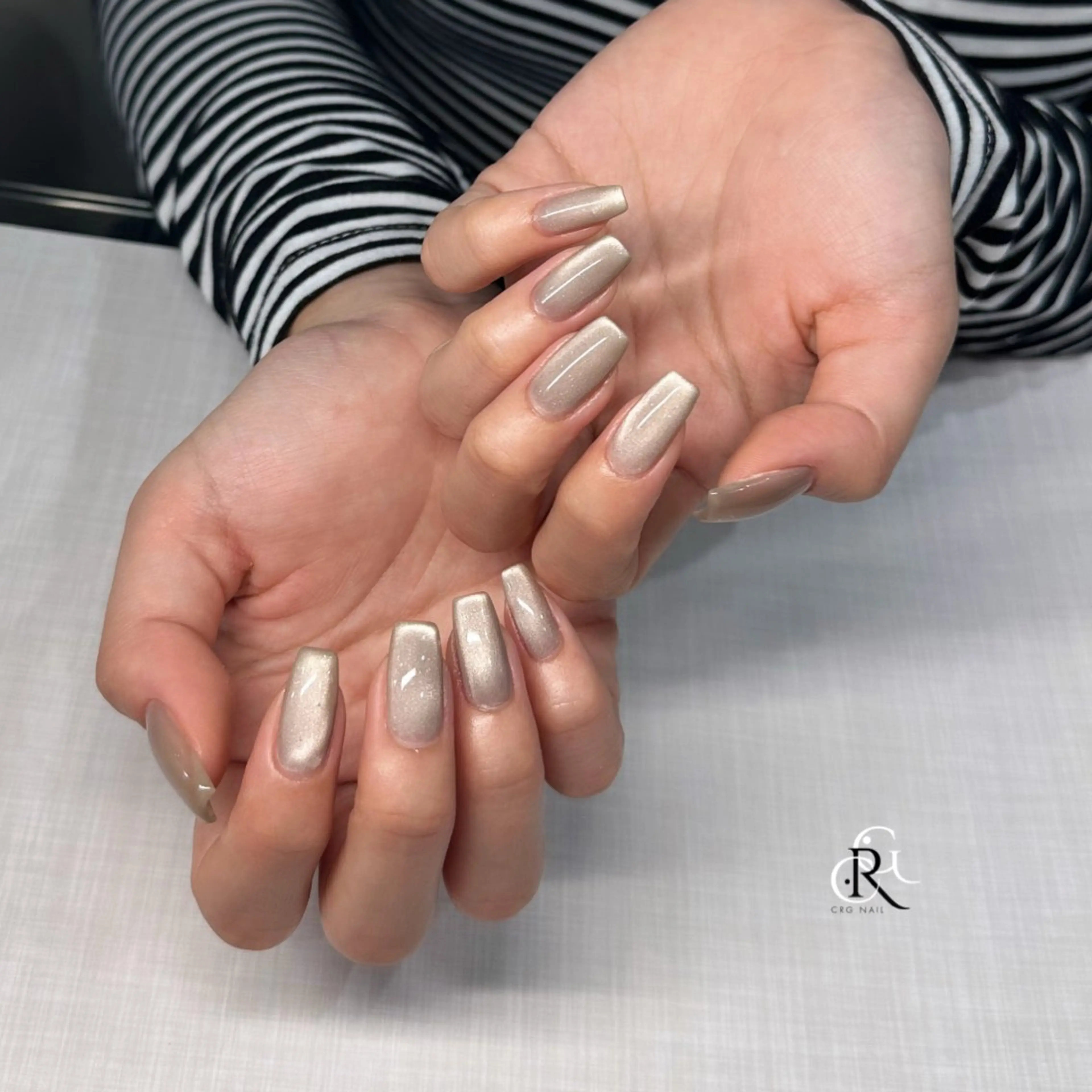 ネイル マグネットネイル ハンドネイル 美フォルム✨ CRG　RURIのネイルデザイン