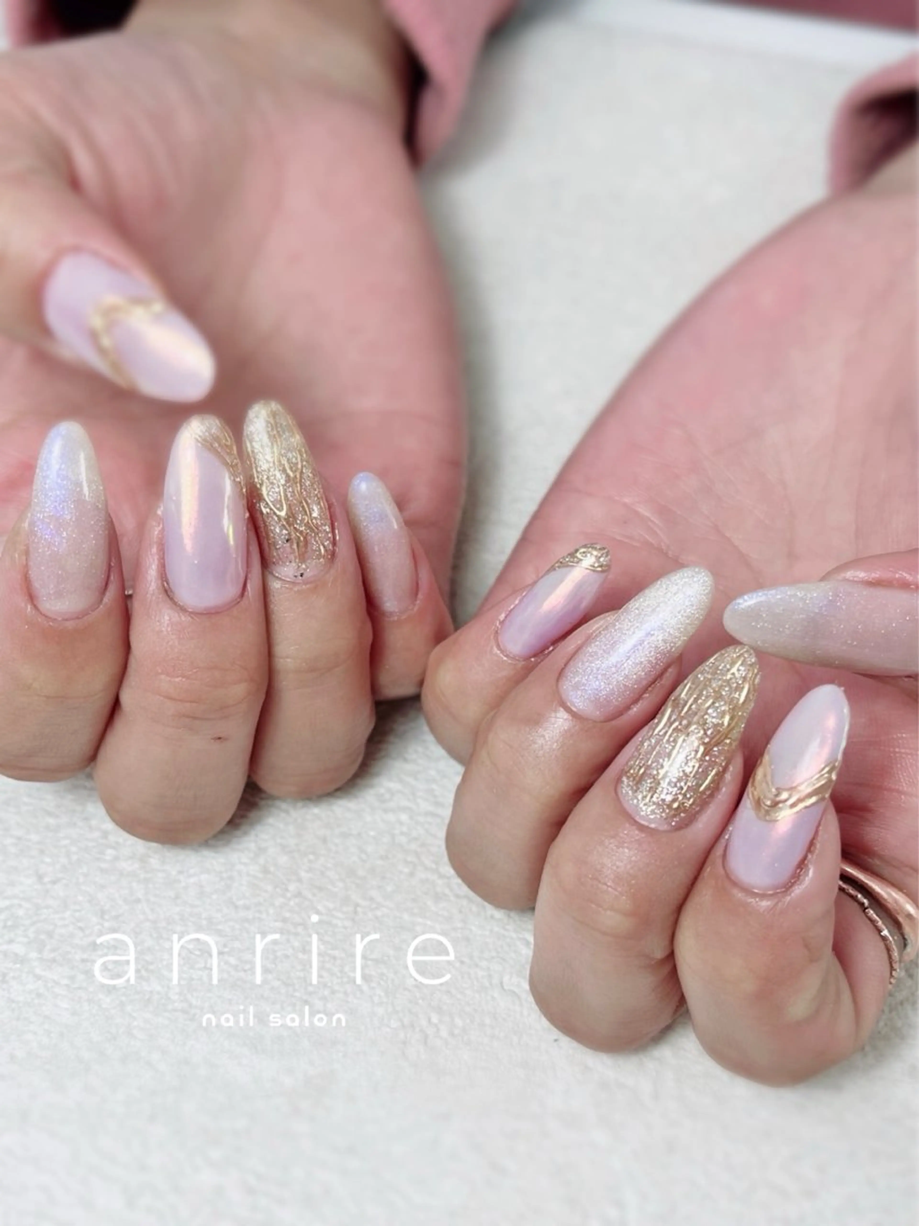 ネイル オーロラネイル ジェルネイル キラキラネイル ラメ(グリッター) ロングネイル ハンドネイル nailsalon anrireのネイルデザイン