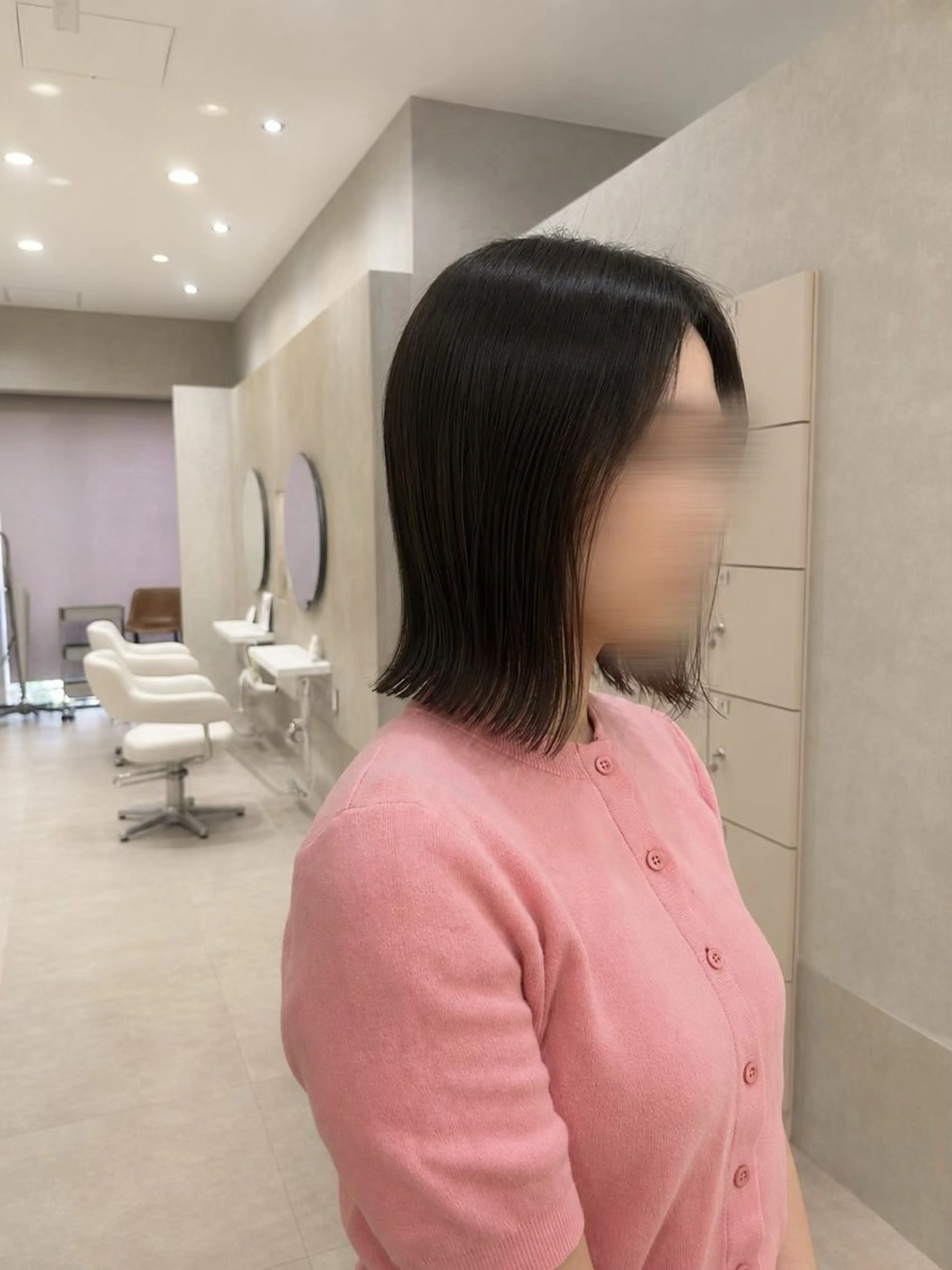 ミディアム ボブ 鈴木 美音のヘアスタイル