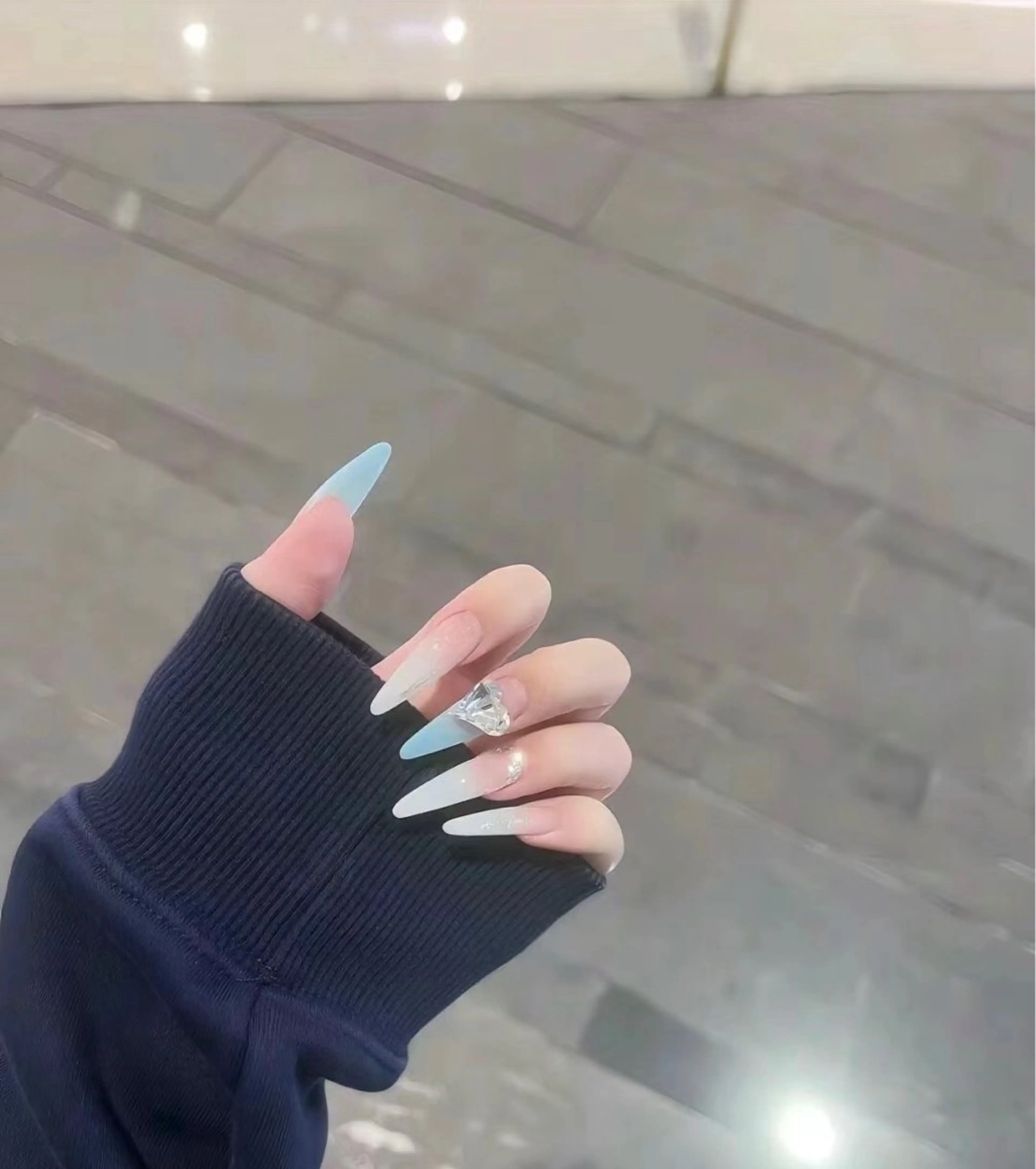 ネイル Theone栄店 赤松のネイルデザイン