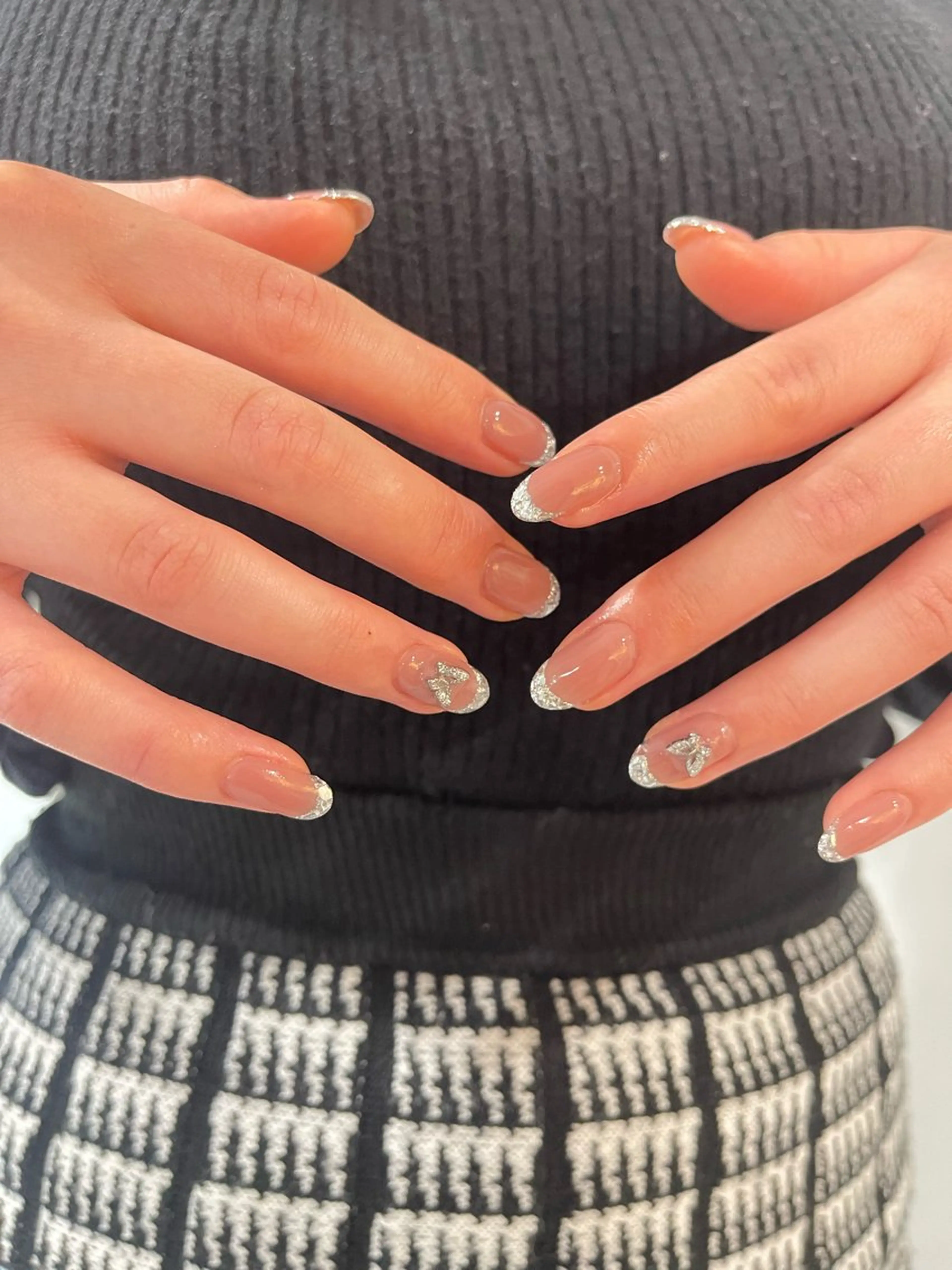 ネイル Shis_🦄shi 韓国風キラキラネイルのネイルデザイン