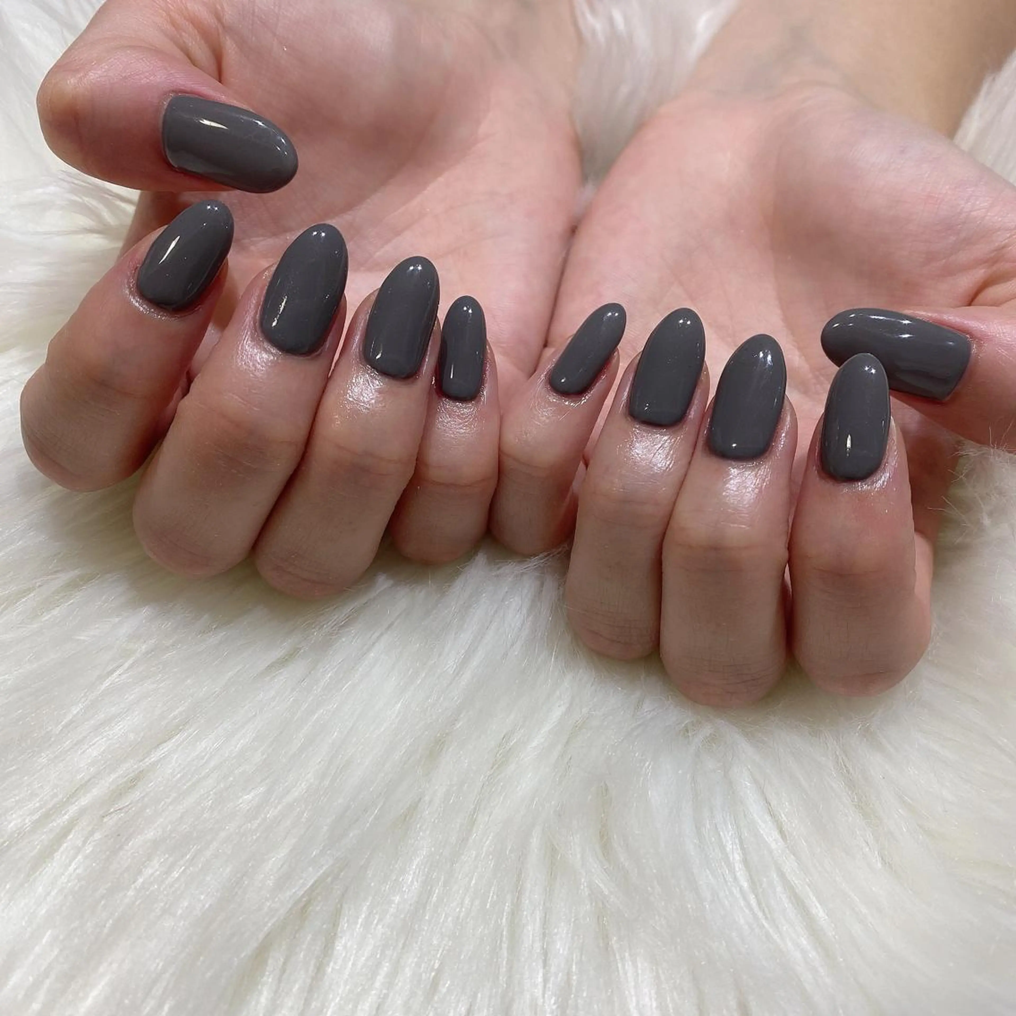 ネイル ハンドネイル 西岡 杏のネイルデザイン