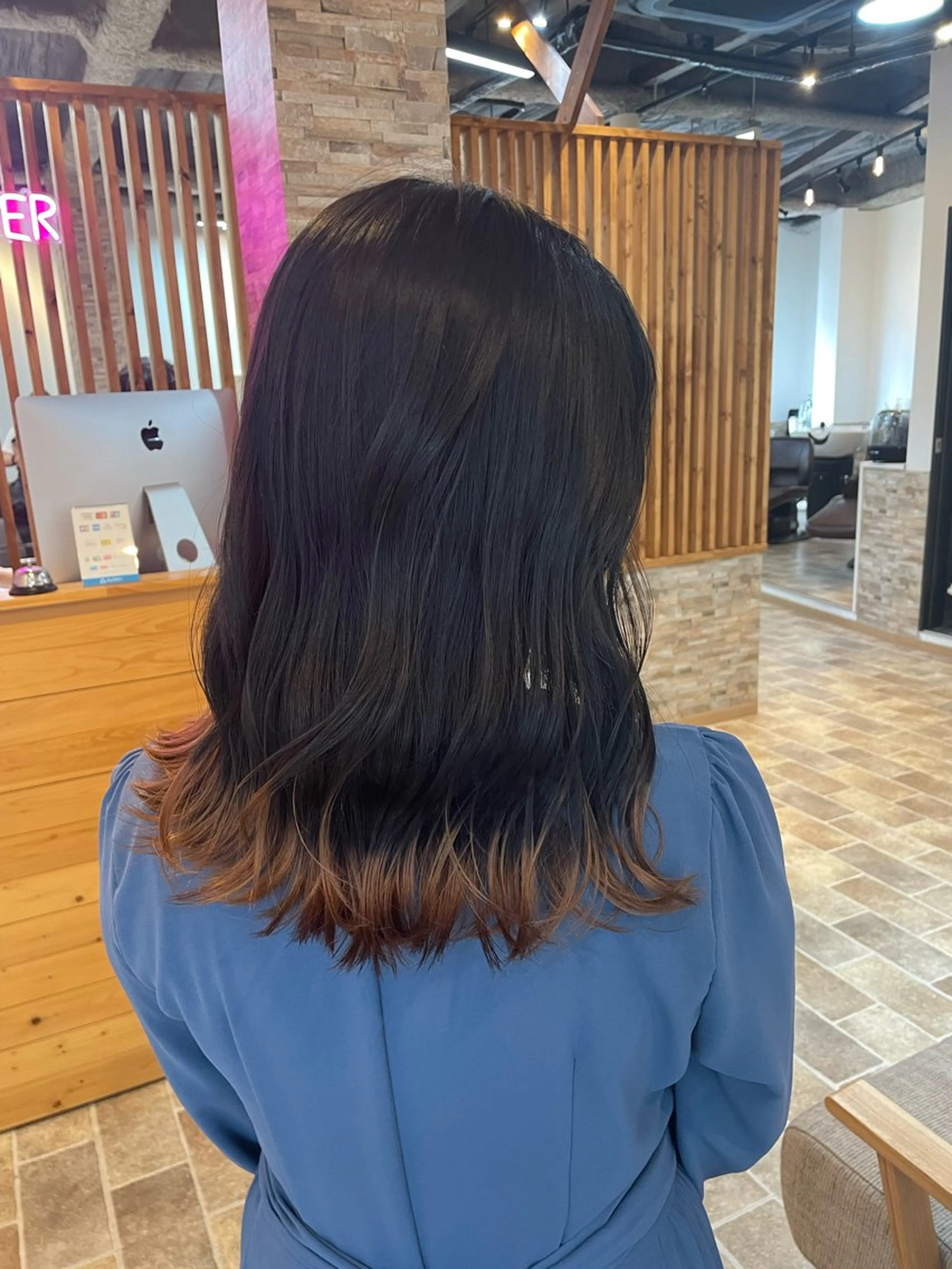 ロング カラー ヘアカラー YUI/ ブリーチカラー🌷のヘアスタイル