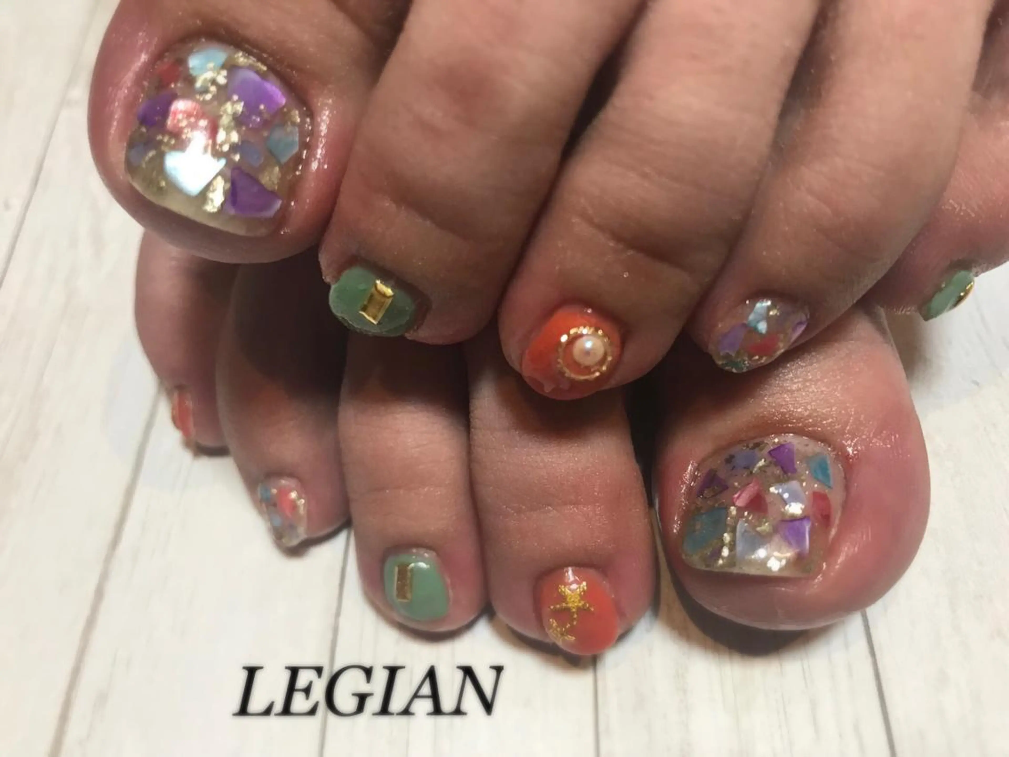 ネイル 持ち込み 古川 真理枝のネイルデザイン