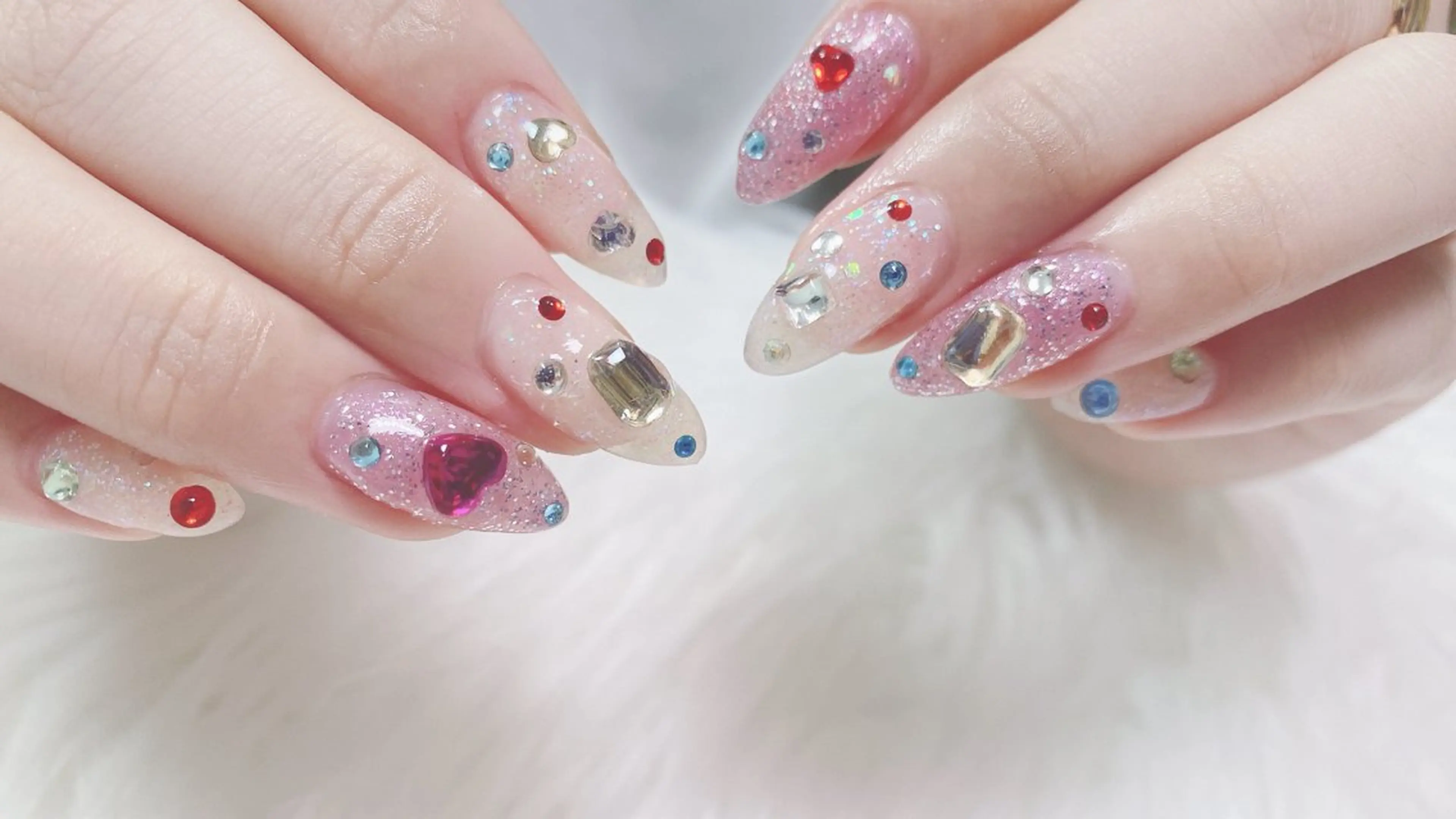 ネイル ハンドネイル オーシャン スカルプネイルサロンのネイルデザイン