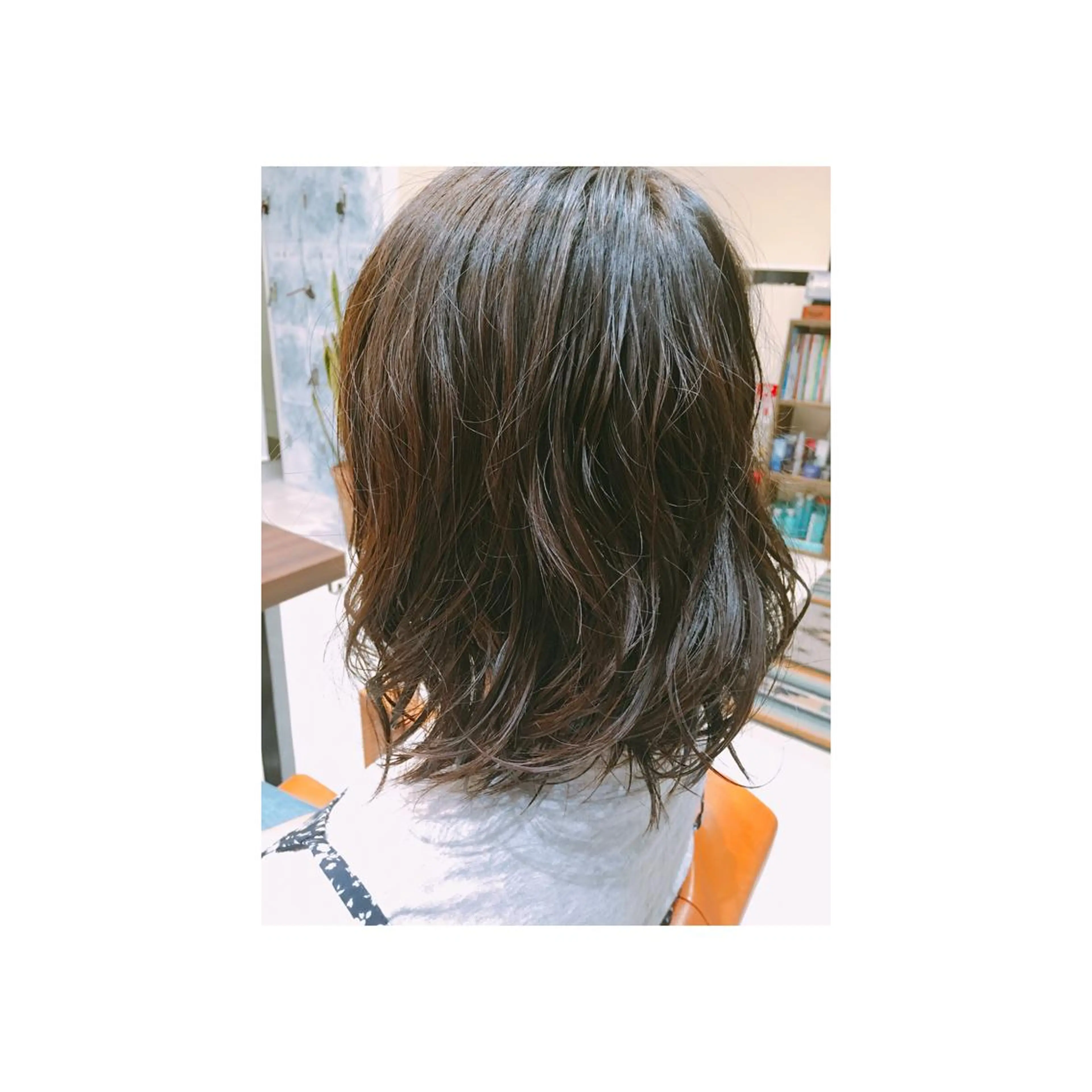ミディアム パーマ なかの たくみのヘアスタイル
