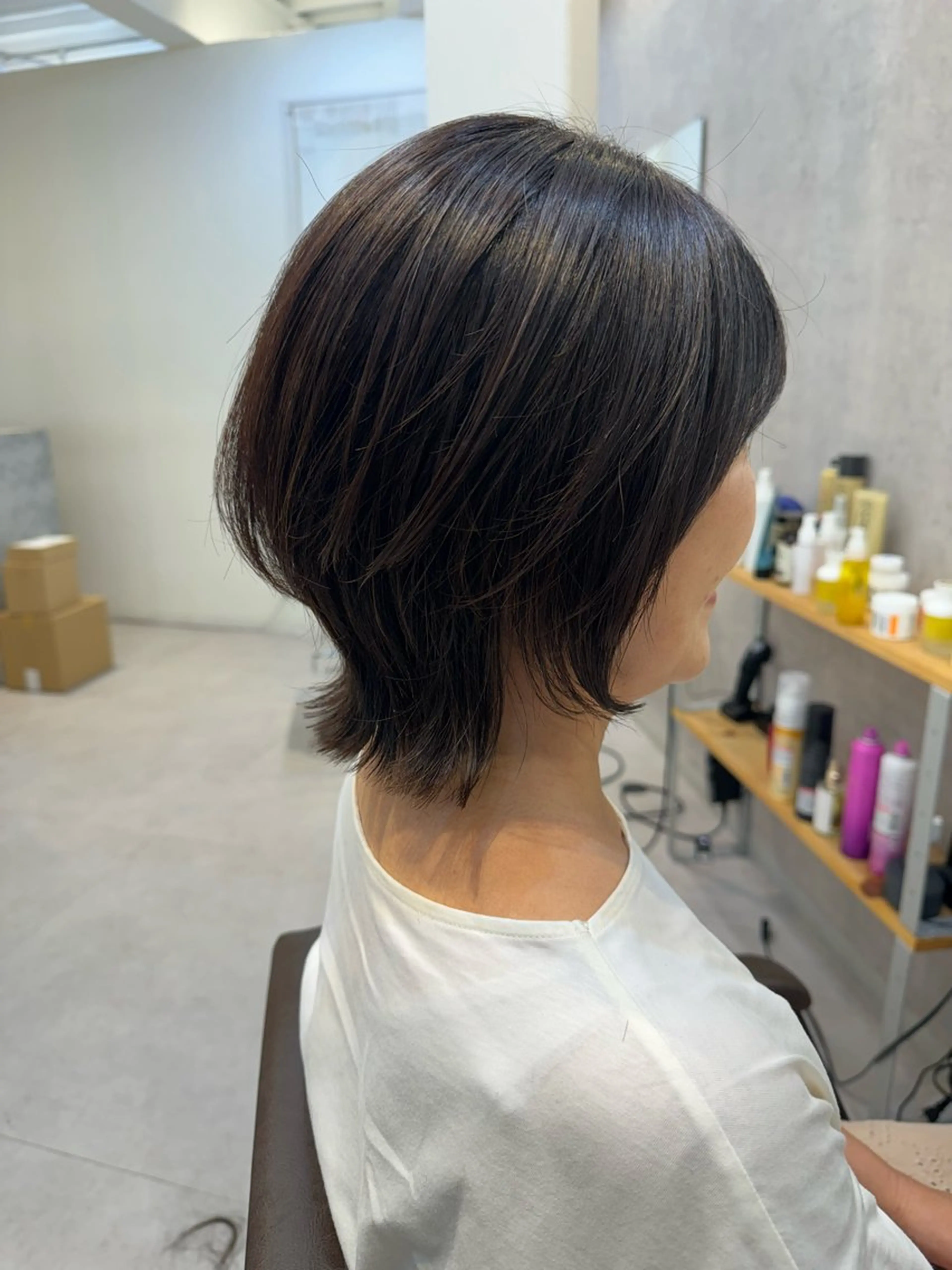 セミロング くびれヘア カット ヘアカラー パーマ トリートメント 似合う髪型が 分からない方へのヘアスタイル