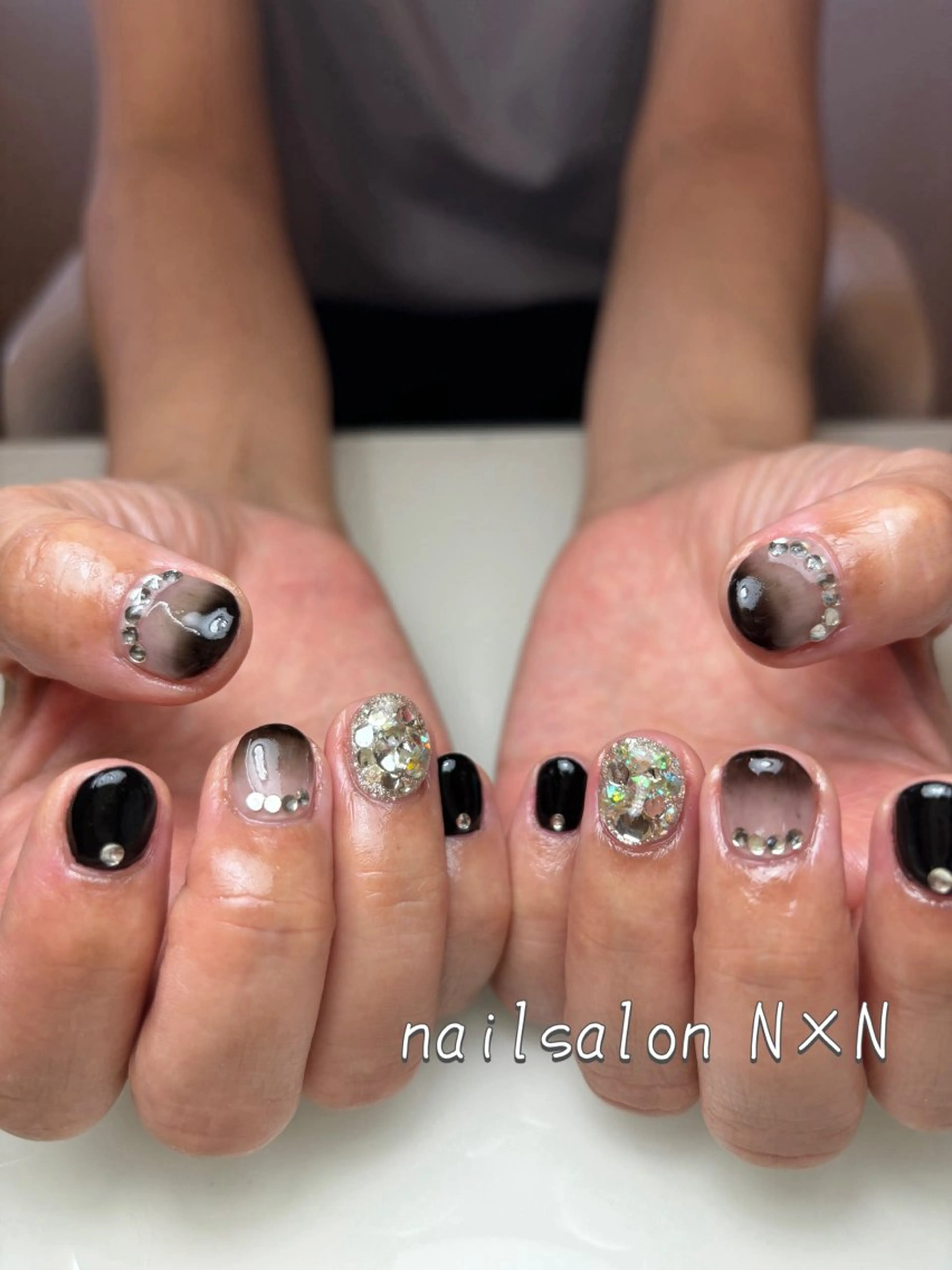 ネイル キラキラネイル nail salon N×Nのネイルデザイン