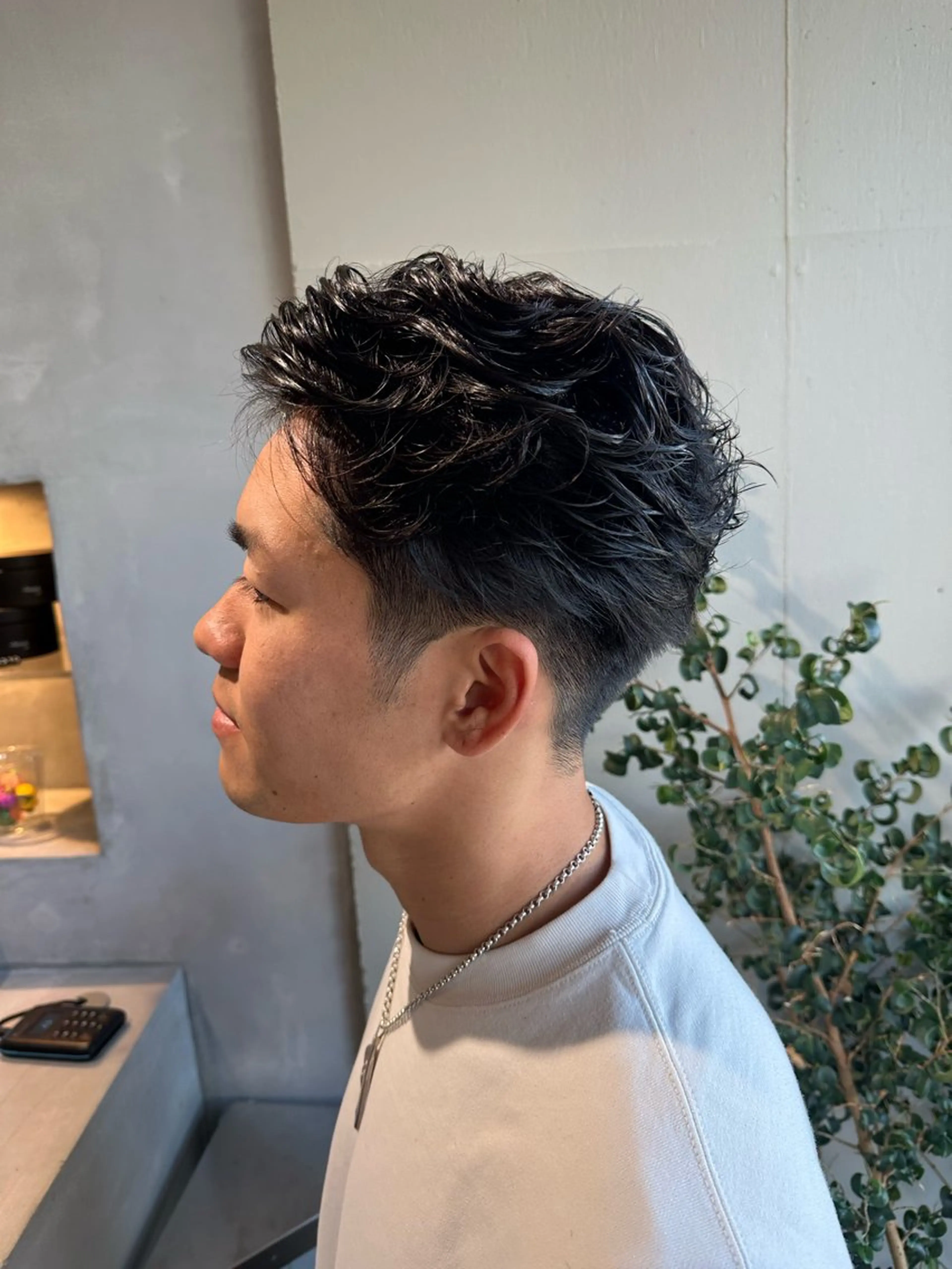 パーマ メンズ 加納 孝也のヘアスタイル