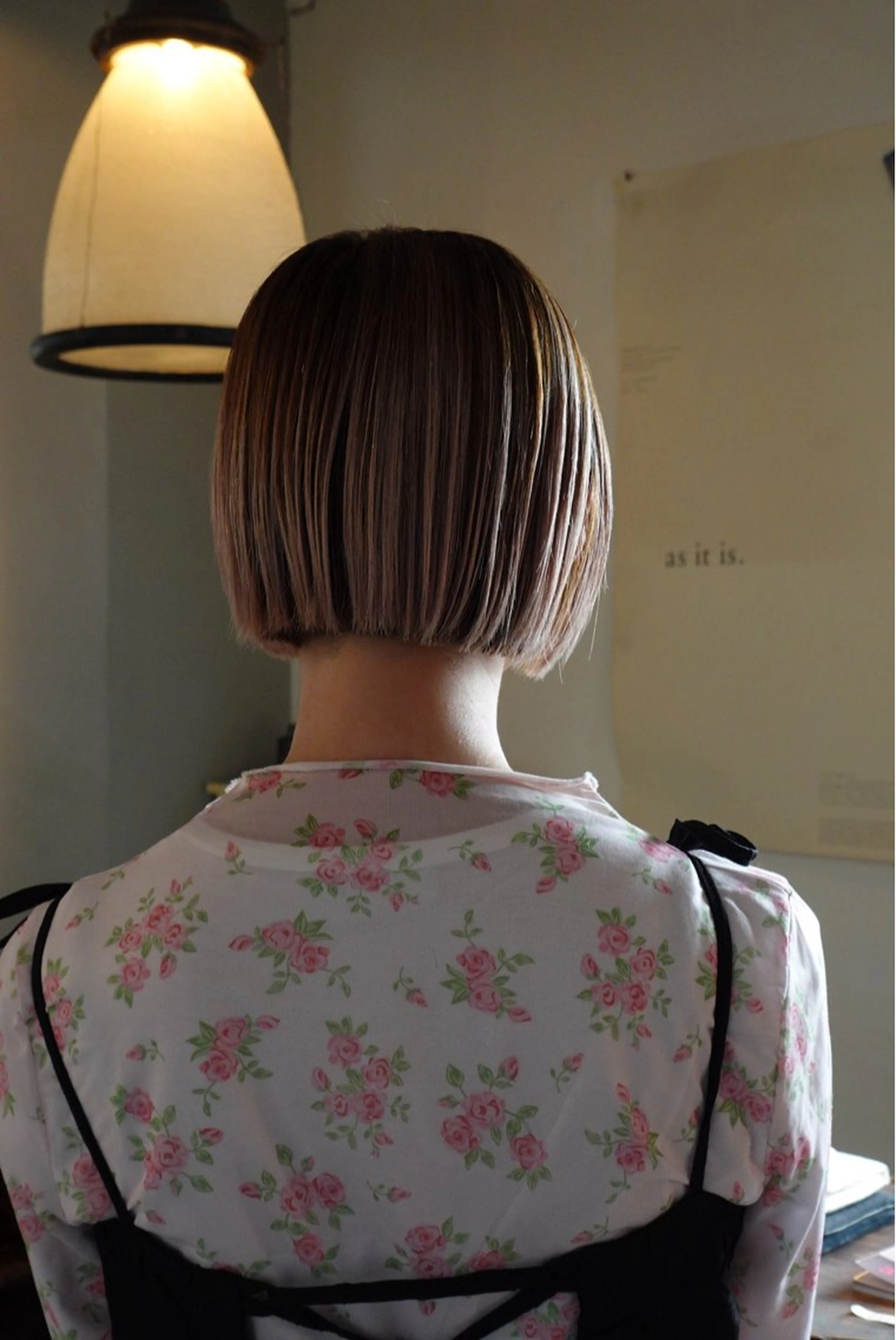 ショート カット ヘアカラー room3小出 奈央子のヘアスタイル