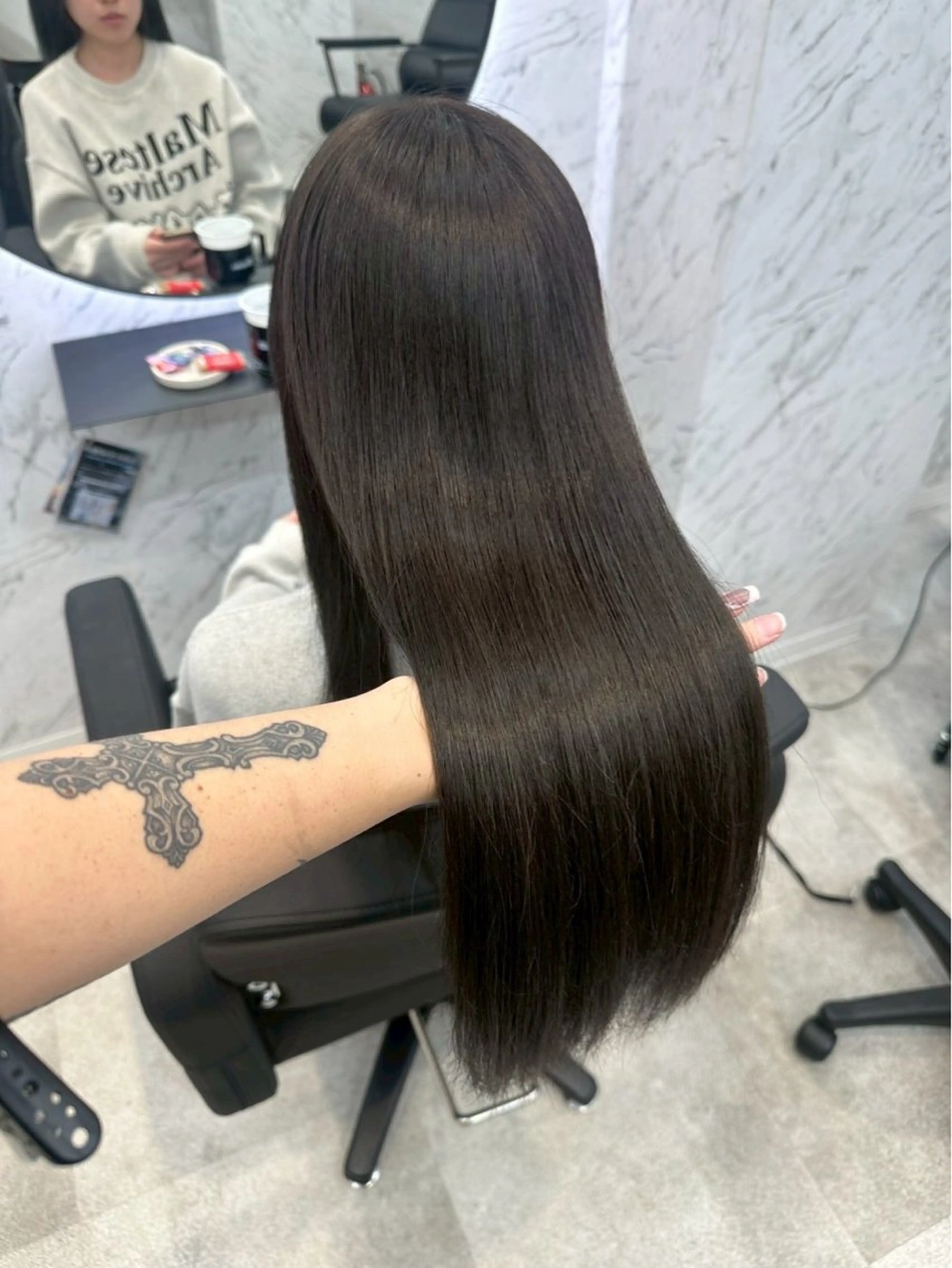 カラー ブリーチ ブラウンカラー 透明感カラー ナチュラルブラウン ブリーチなしカラー hair salon dot.mooda所属・레온⋆✦ Leon 透明感✨️Colorのヘアスタイル