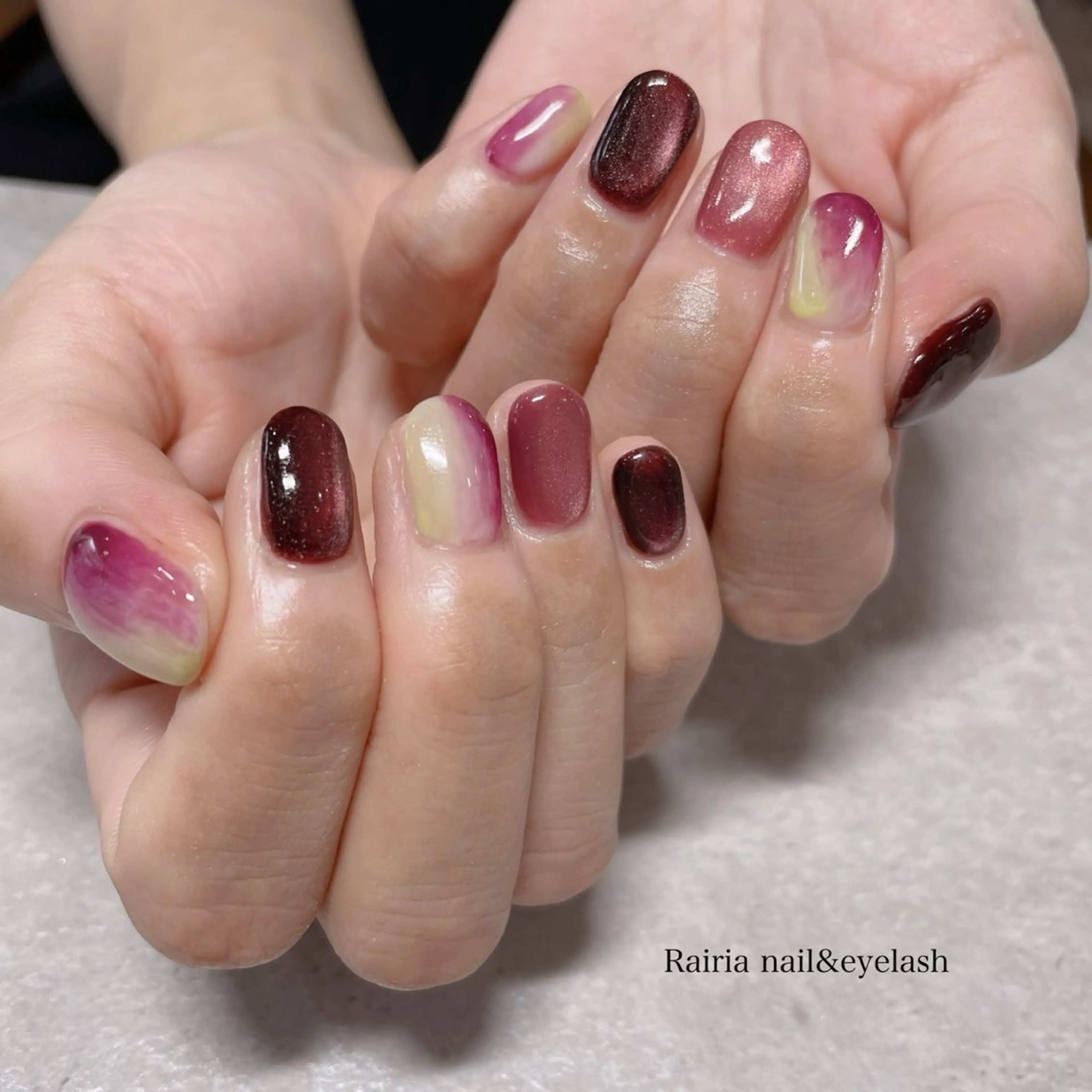 ネイル フットネイル ジェルネイル マグネットネイル オフィスネイル ワンカラーネイル NAILSALON CRISTA所属・🤍CRISTA yui🤍のネイルデザイン