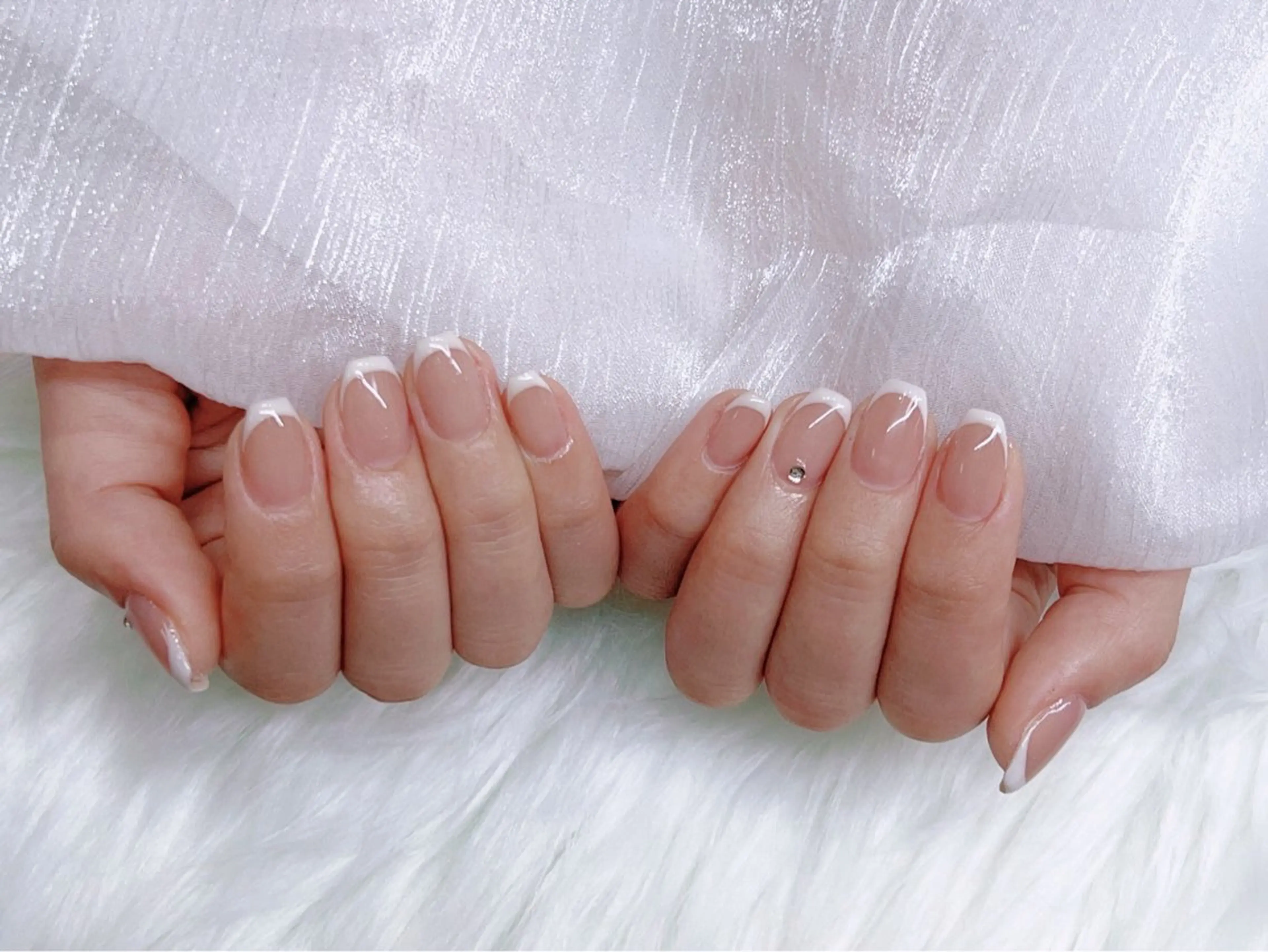 ネイル フレンチネイル U.NI  nail .のネイルデザイン