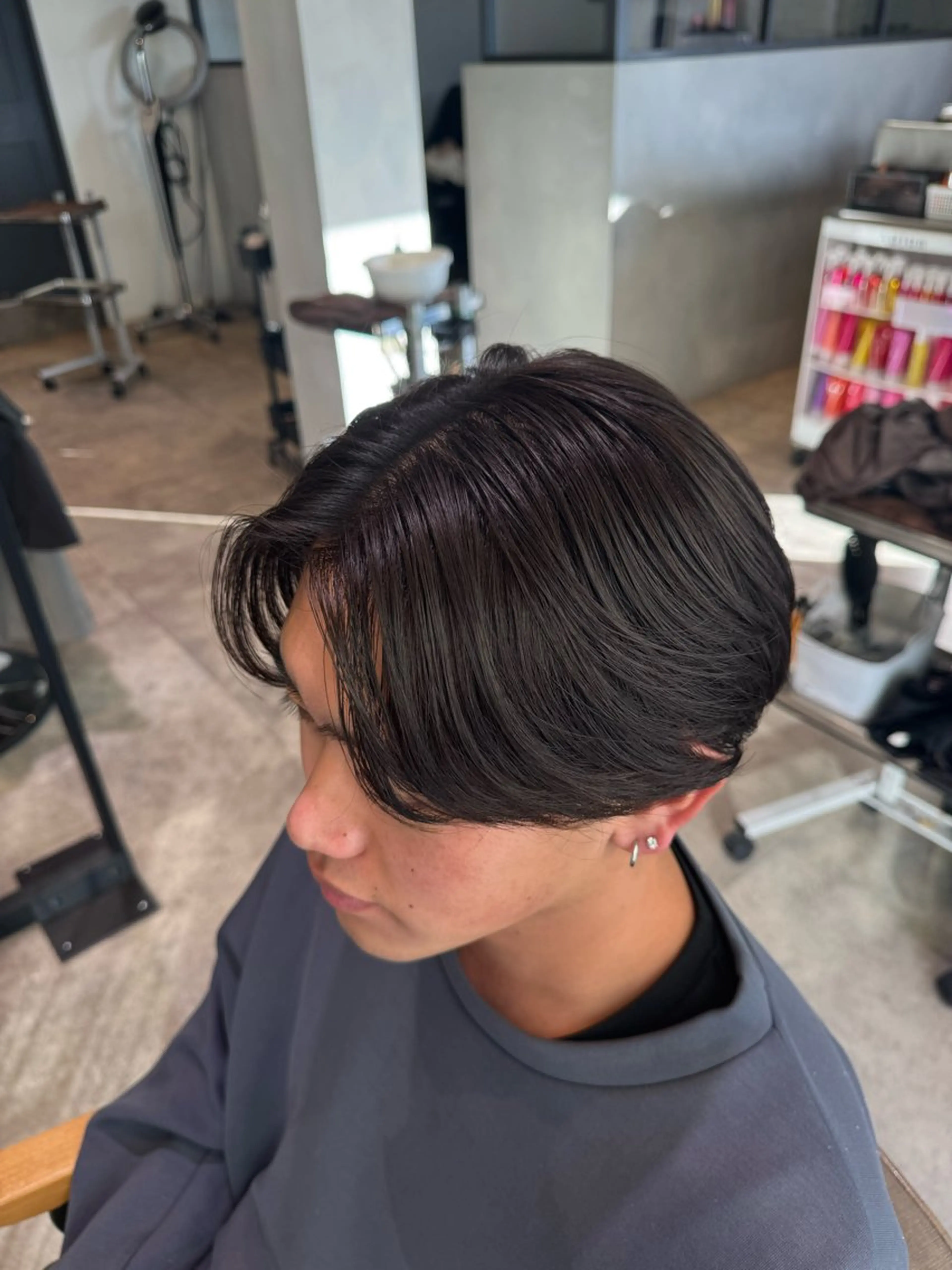 ミディアム パーマ メンズ ミディアムパーマ メンズパーマ ニュアンスパーマ 毛流れパーマ特化/ むらたのヘアスタイル