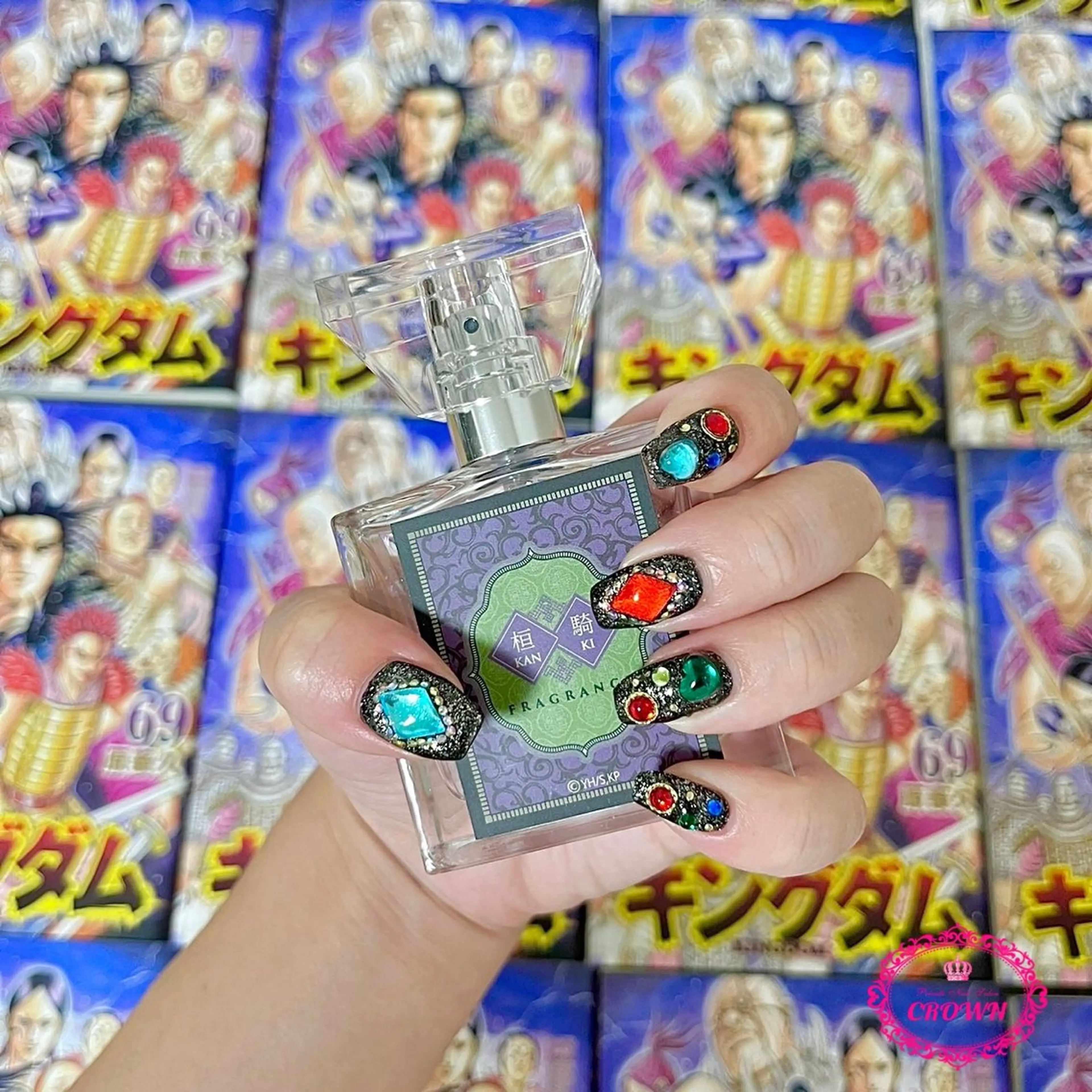 ネイル CROWN プライベートサロンのネイルデザイン