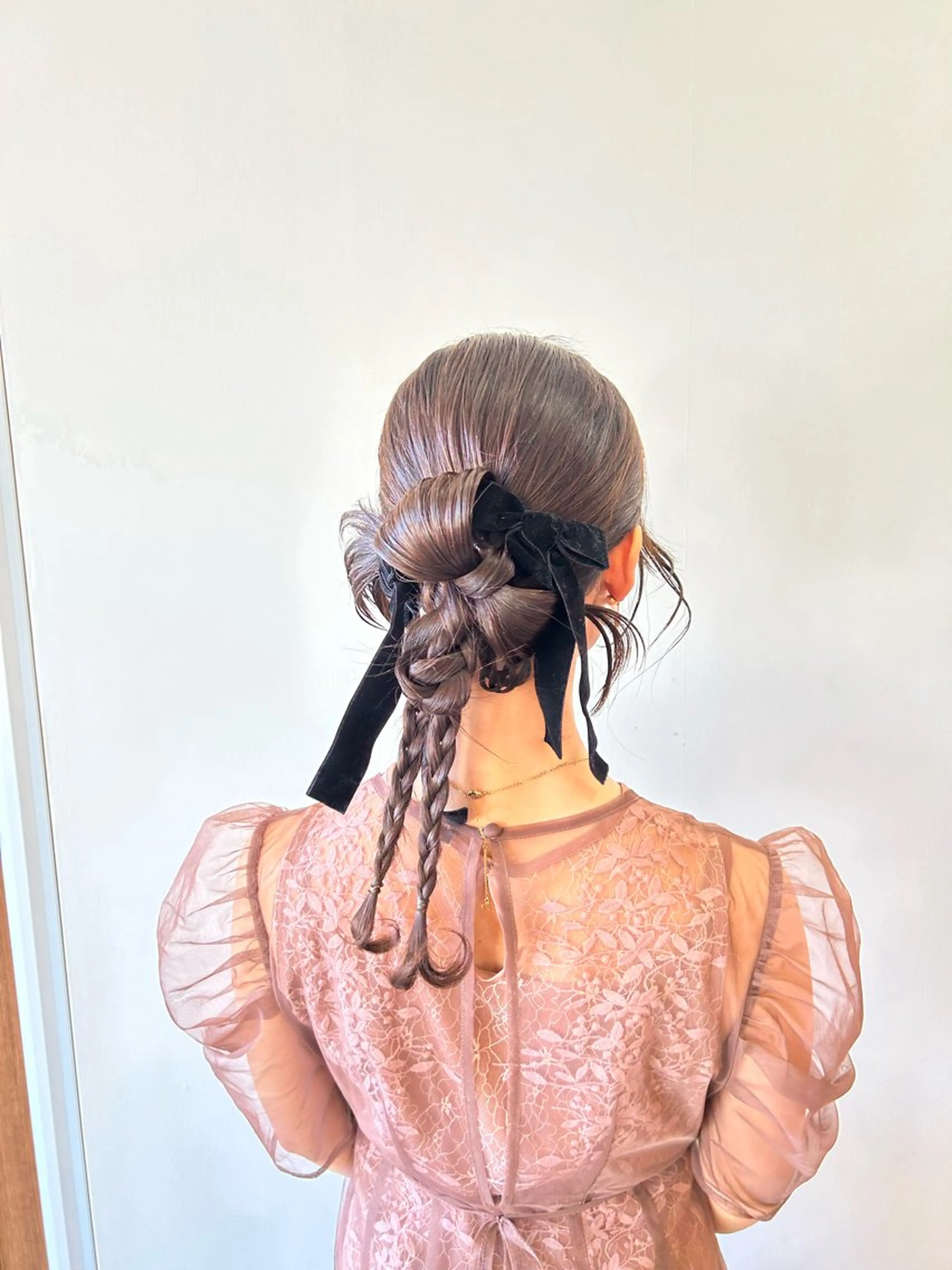 セミロング ヘアアレンジ 小顔カット ヘアセット トップスタイリスト 林すずかのヘアスタイル