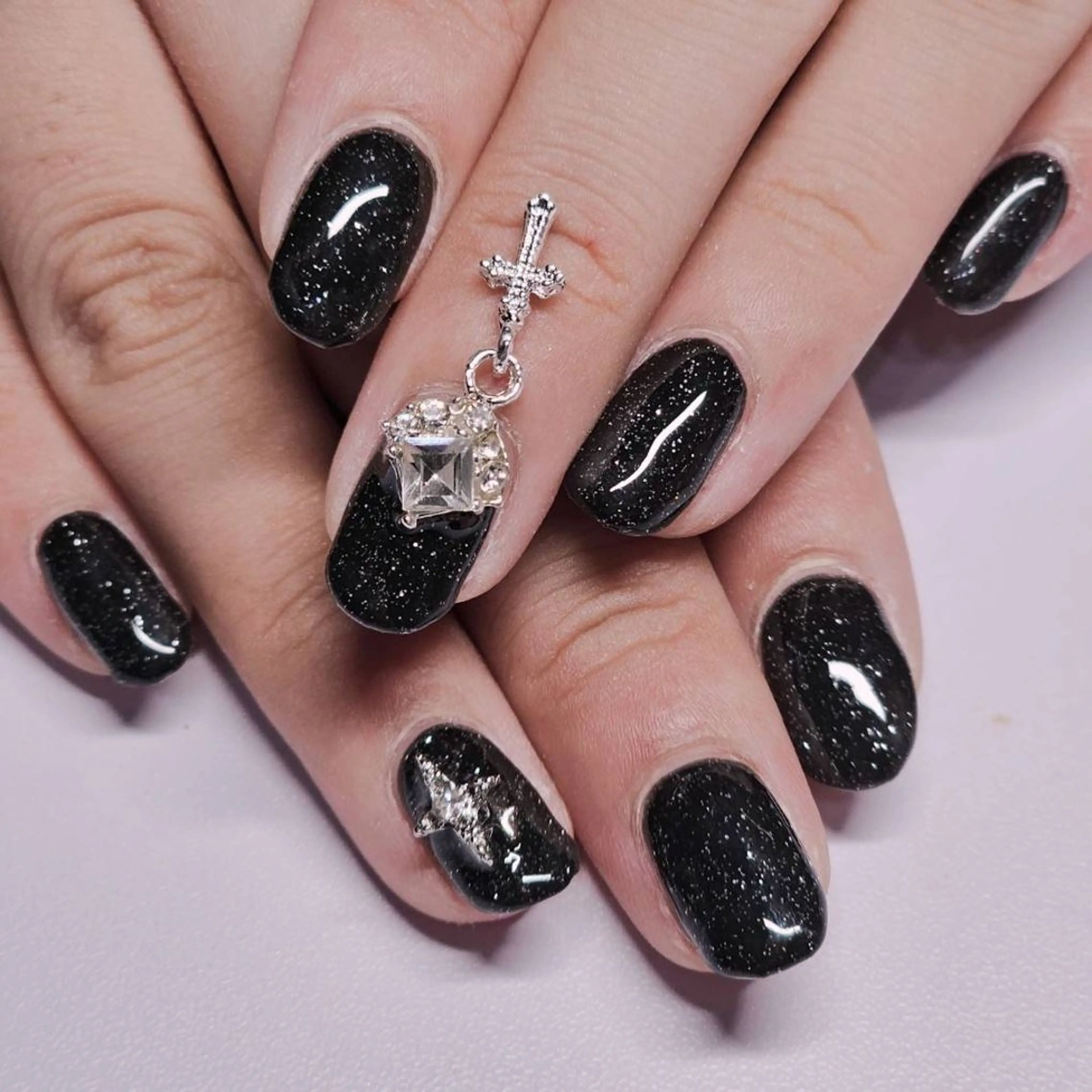 ネイル アートネイル ボルドー ラメ(グリッター) 持ち込み 赤色 ハンドネイル よしだ ひろきのネイルデザイン