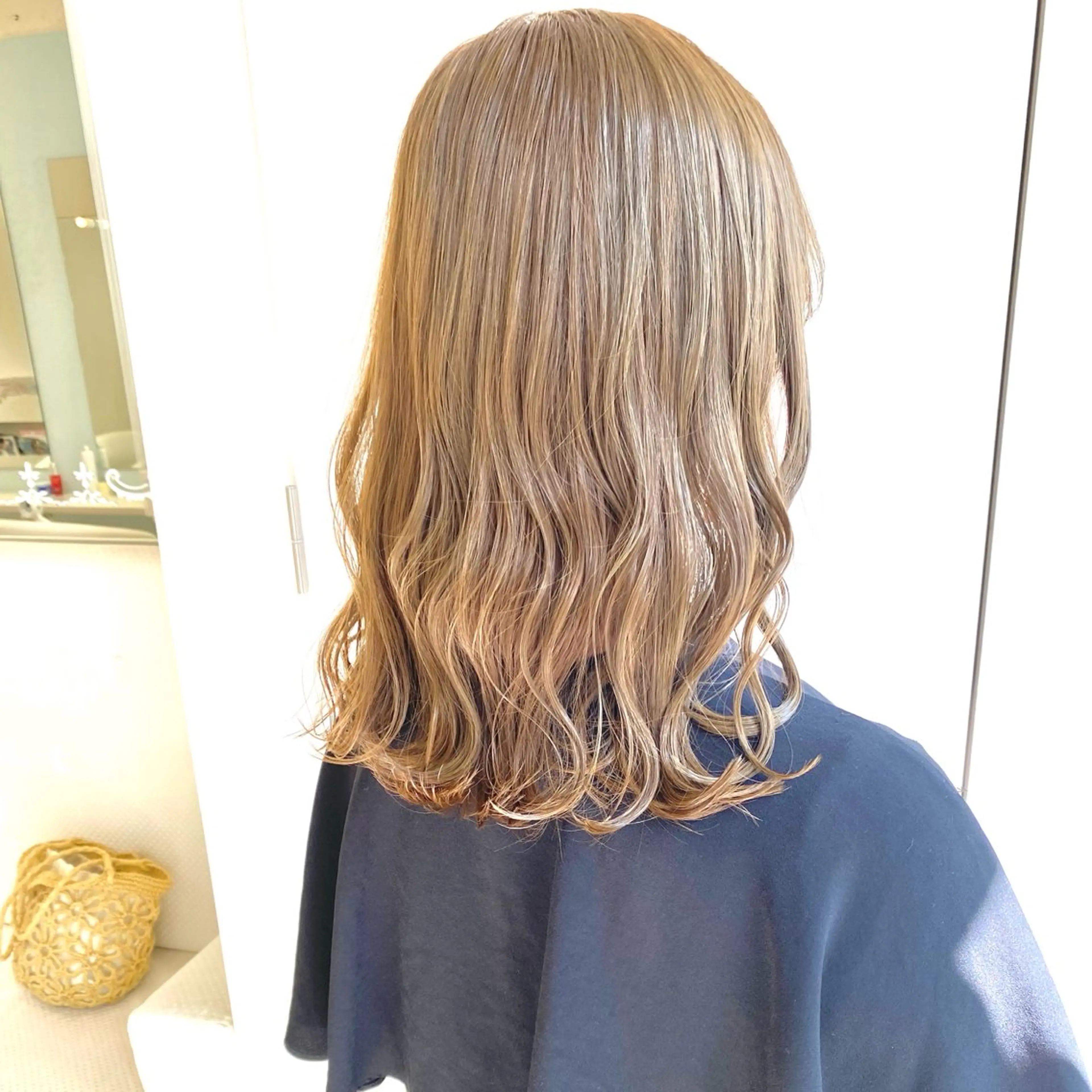 セミロング ヘアカラー Parve Mix￤ 石原 響子🧸のヘアスタイル