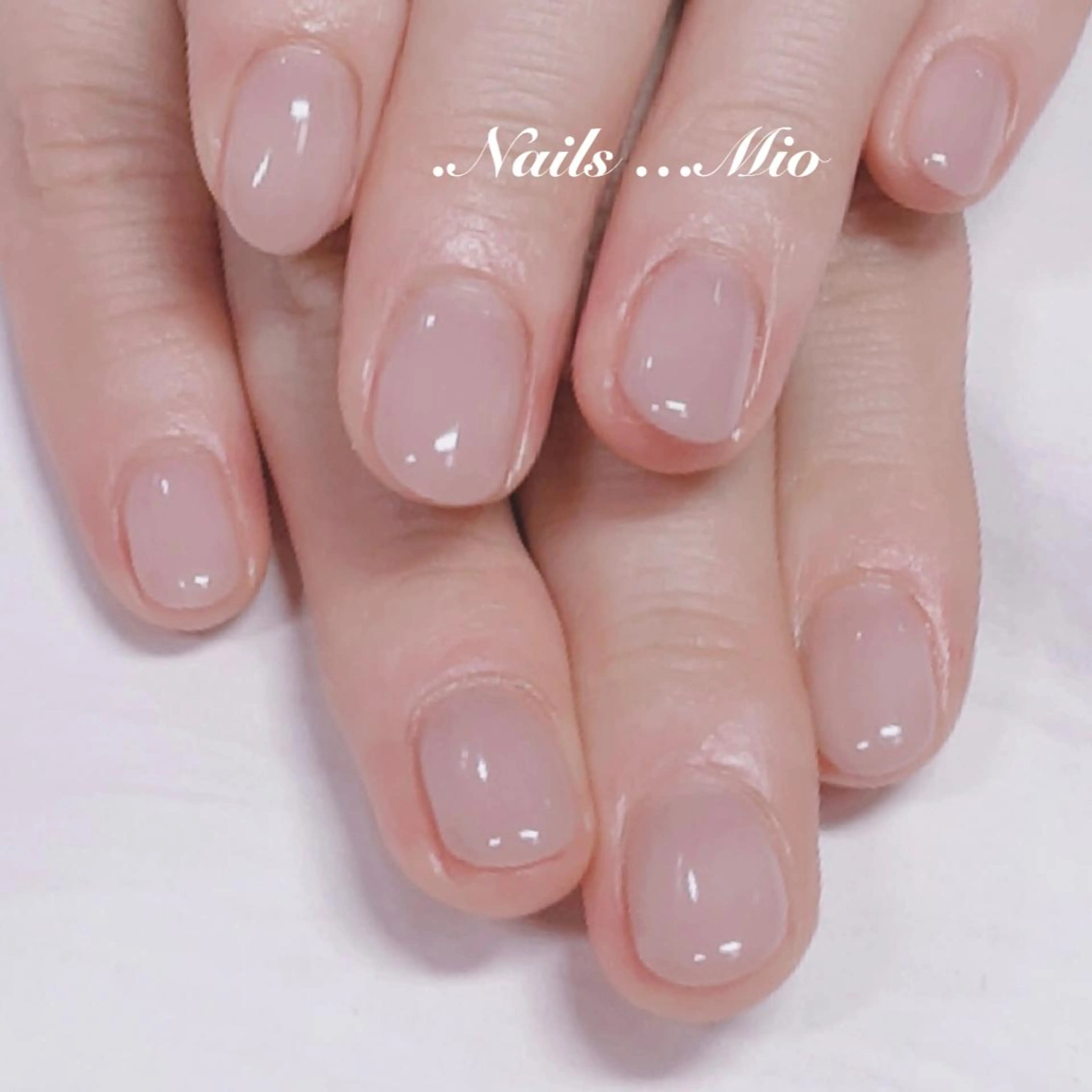 ネイル オフィスネイル ワンカラーネイル .Nails Mio 赤羽西ネイルサロンのネイルデザイン