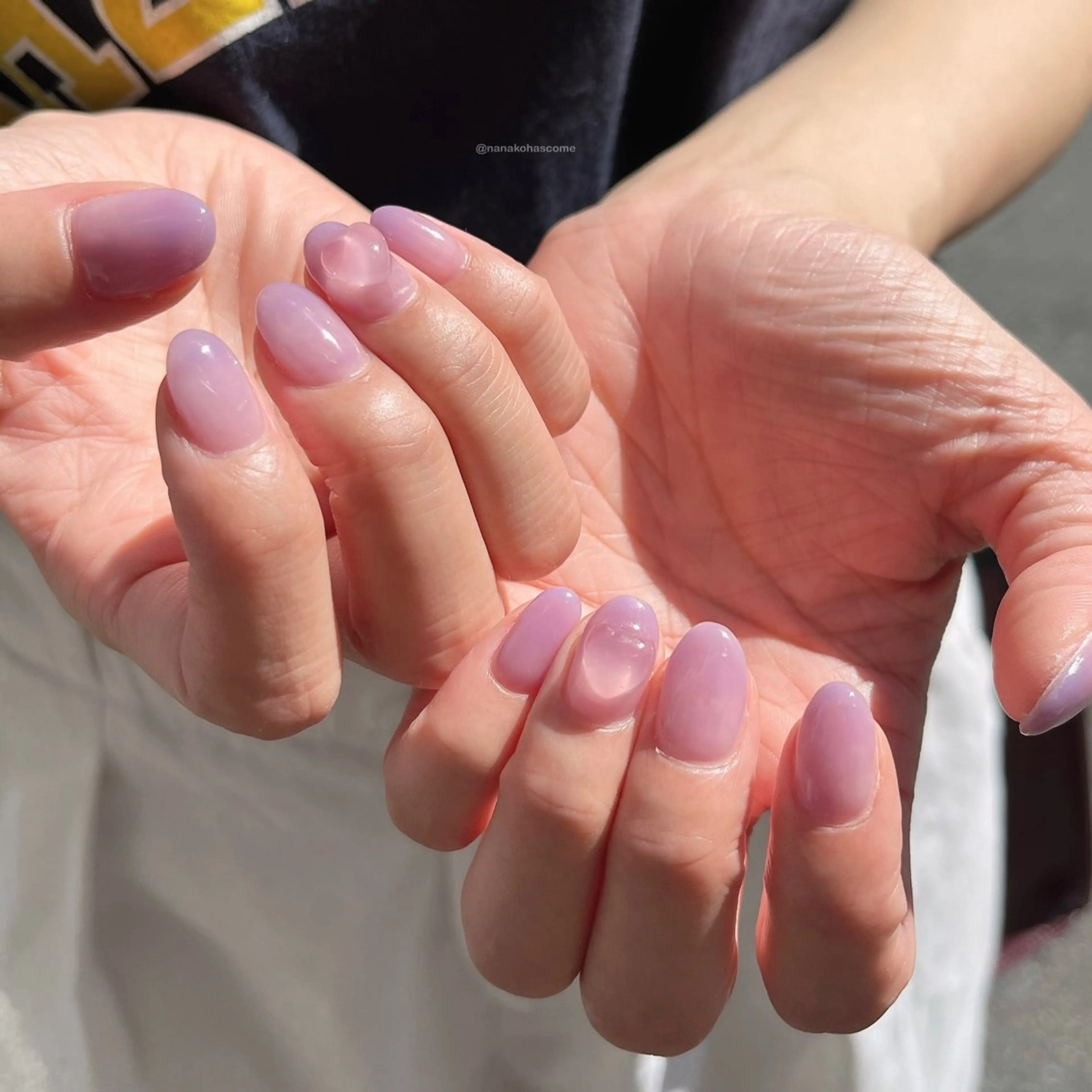 ネイル ストーンネイル abe nanakoのネイルデザイン