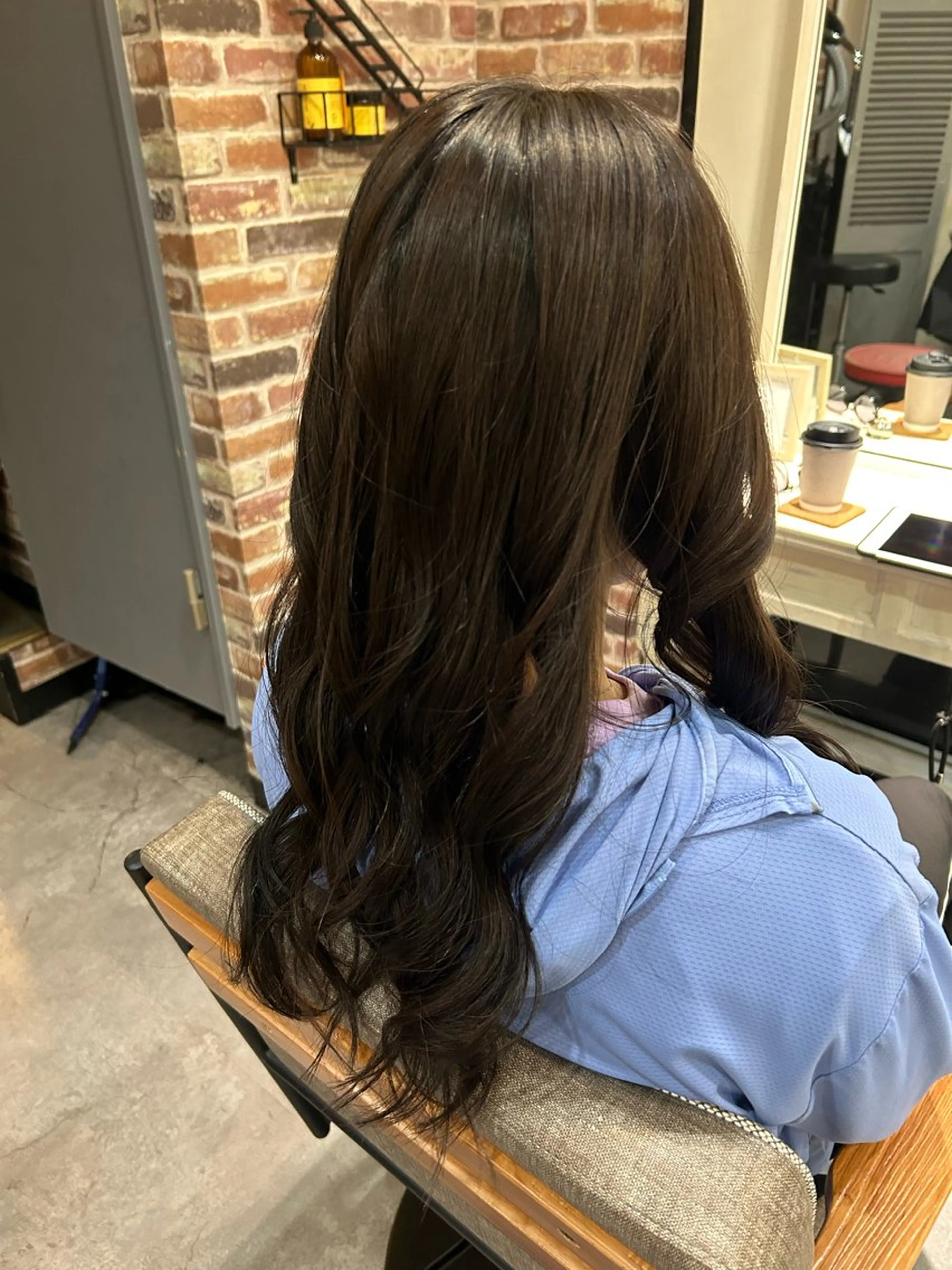 ロング カラー グレージュ 三 浦のヘアスタイル