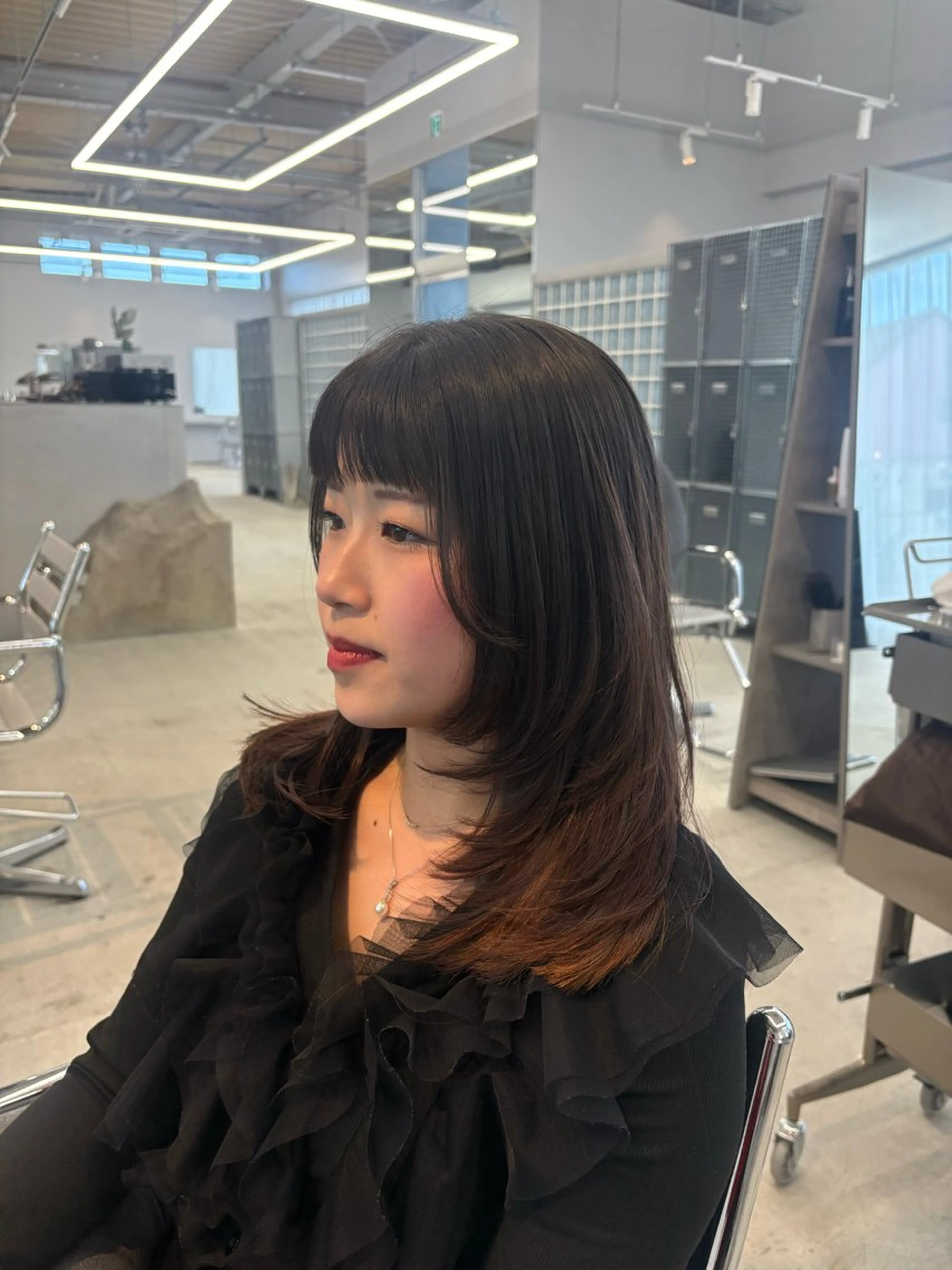 ロング レイヤーカット カット 渡部 心柚のヘアスタイル