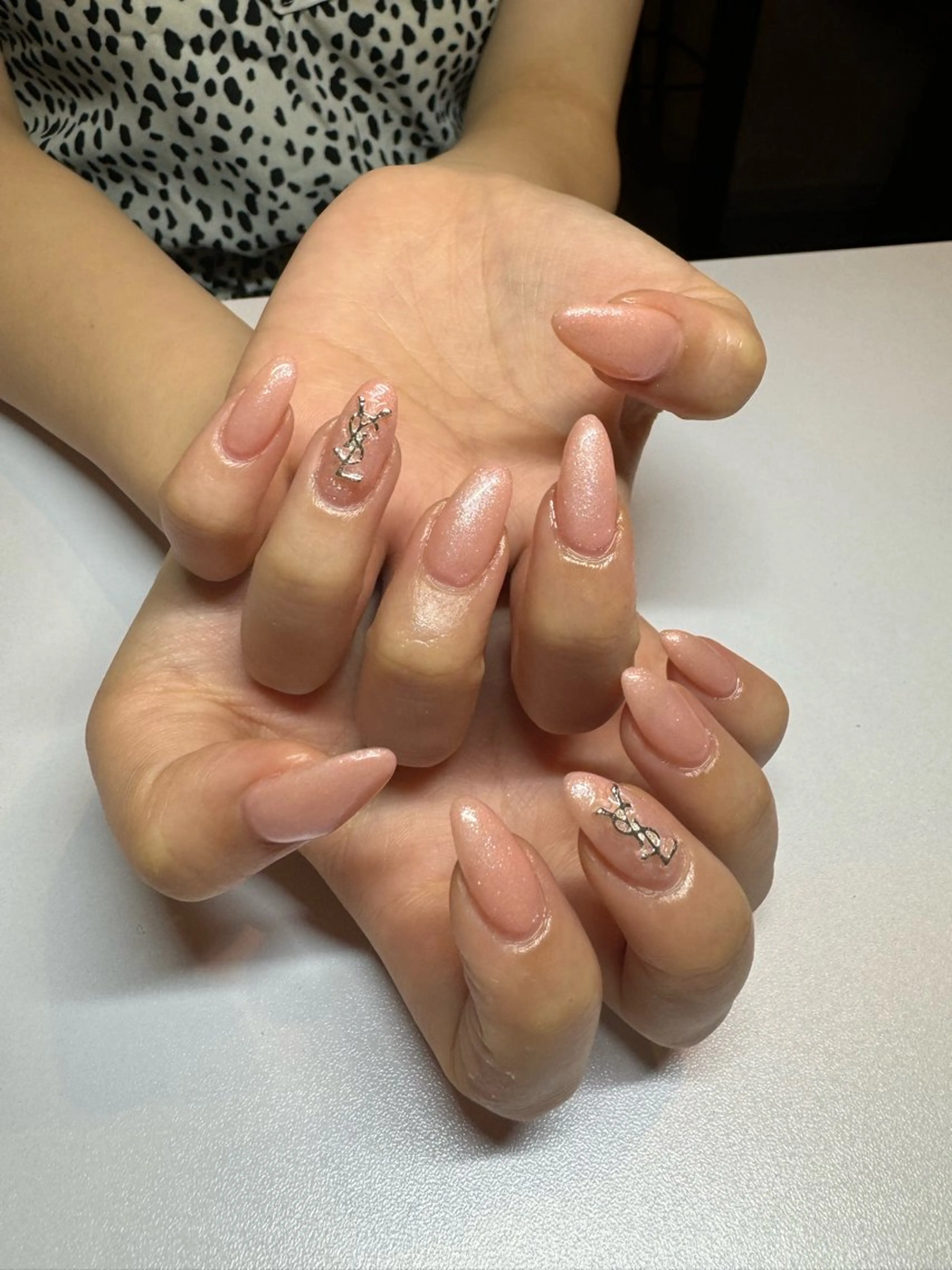 ネイル ハンドネイル 濱岡 咲のネイルデザイン