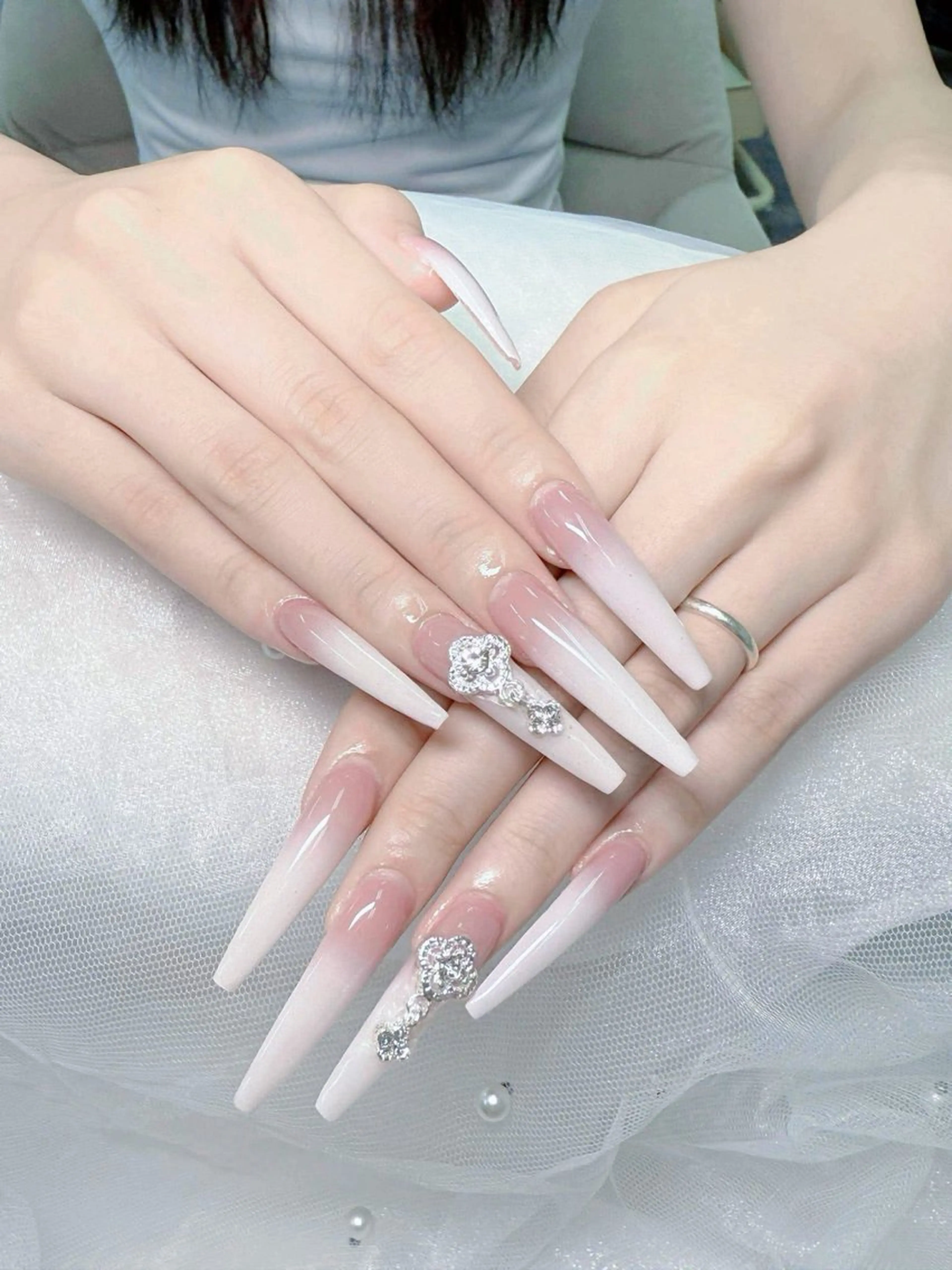 カラー RUBY NAIL& BEAUTY SPAのネイルデザイン