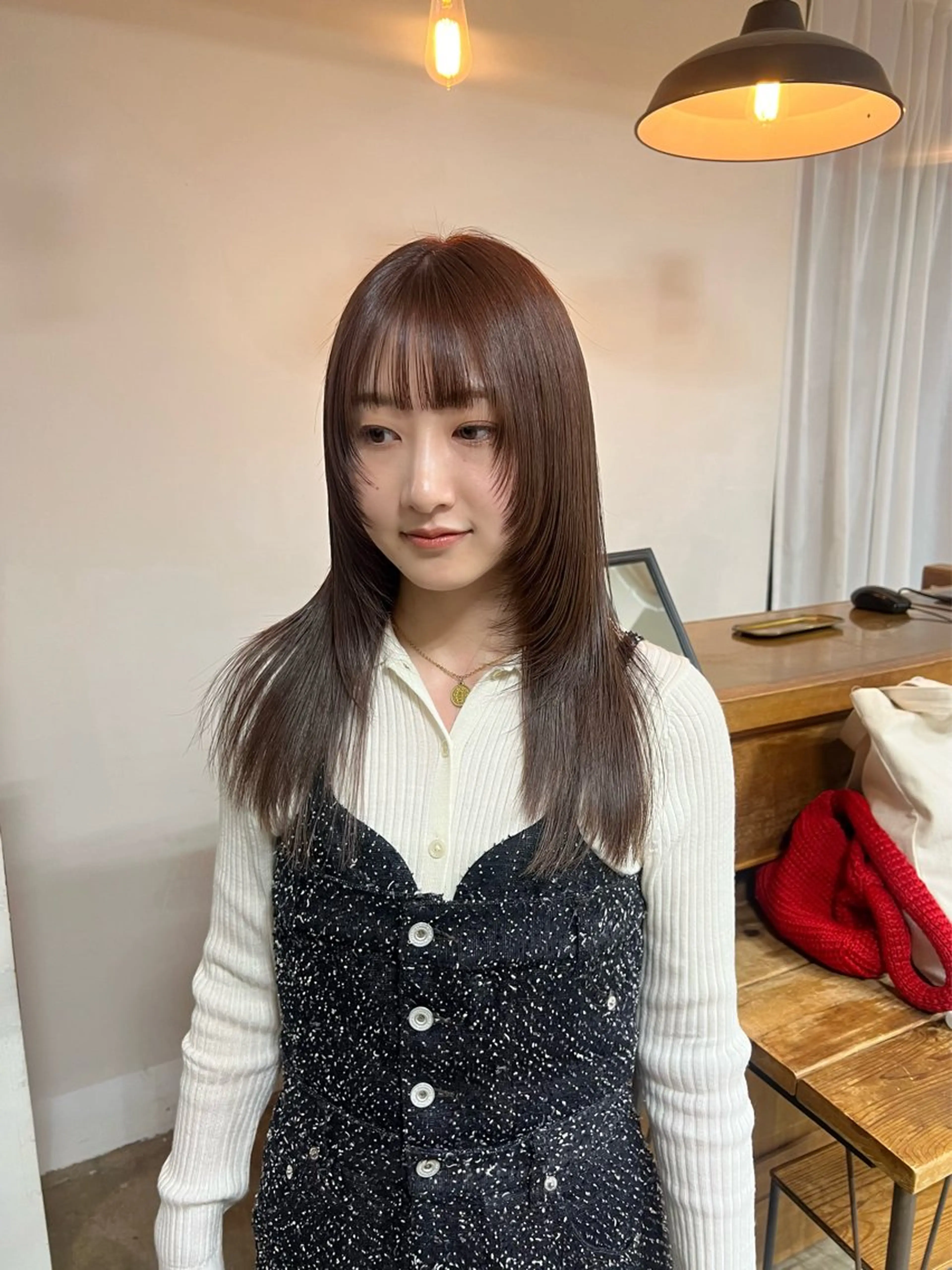 セミロング まろやか透明感カラー ♡MANAのヘアスタイル