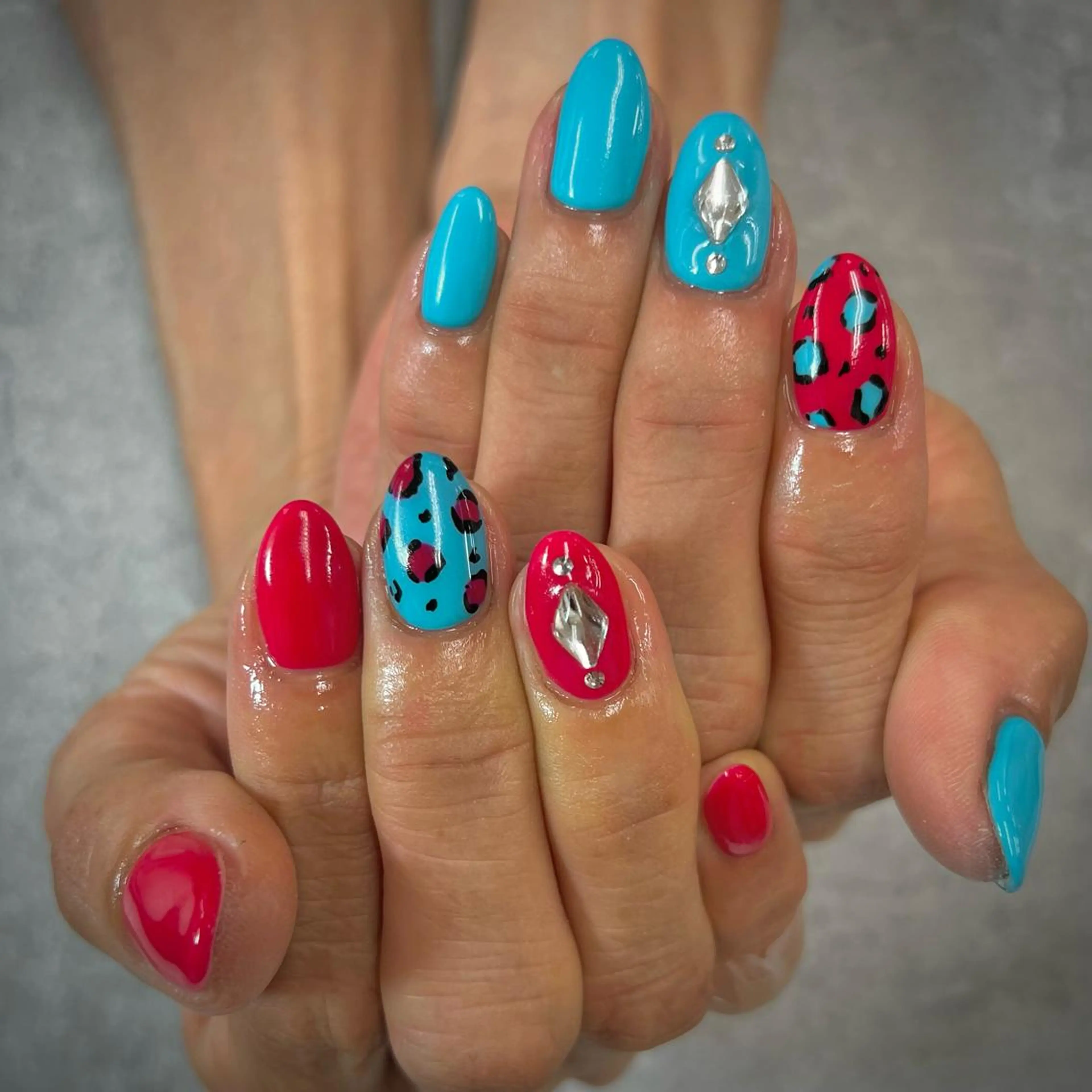 ネイル フットネイル フレンチネイル グラデーション キラキラネイル 韓国ネイル ハンドネイル YAGAWA NAOのネイルデザイン